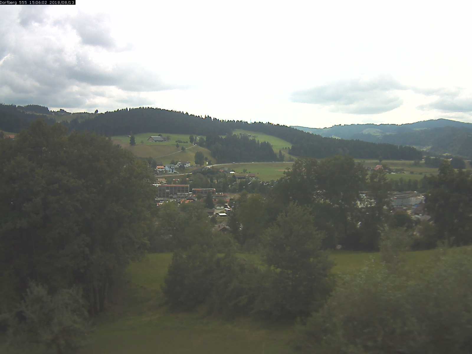 Webcam-Bild: Aussicht vom Dorfberg in Langnau 20180813-150601