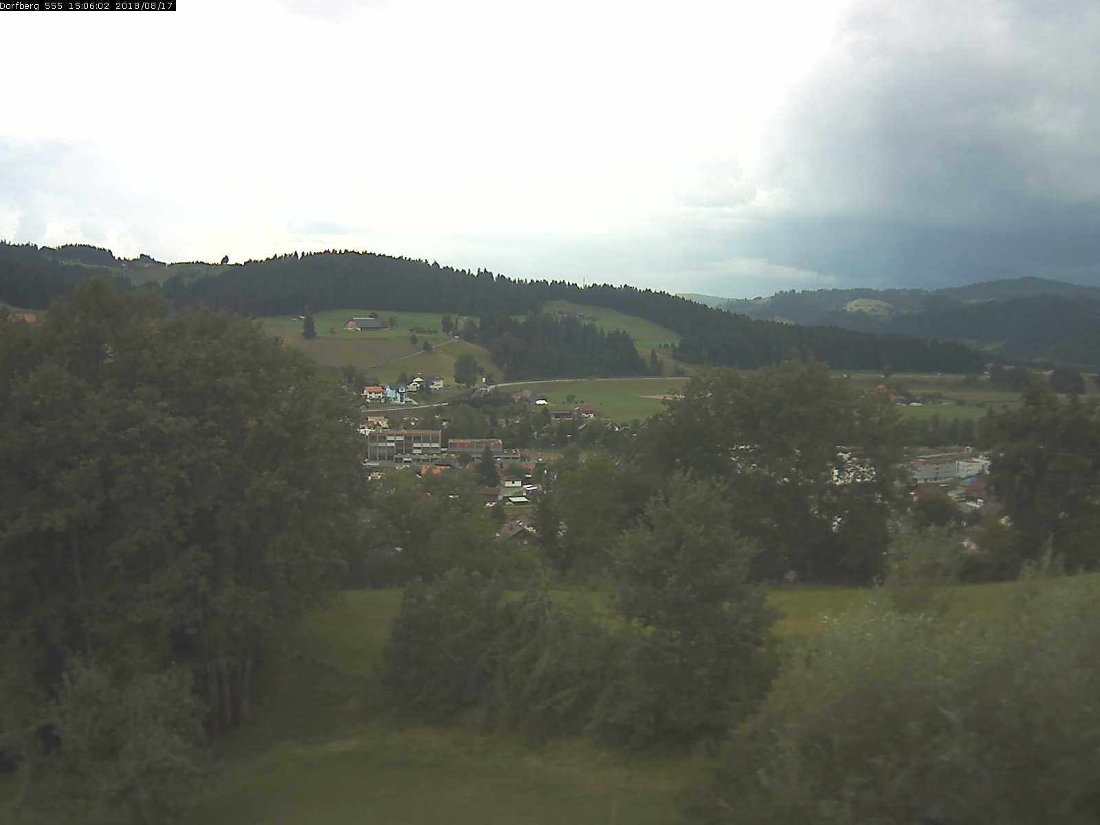 Webcam-Bild: Aussicht vom Dorfberg in Langnau 20180817-150601