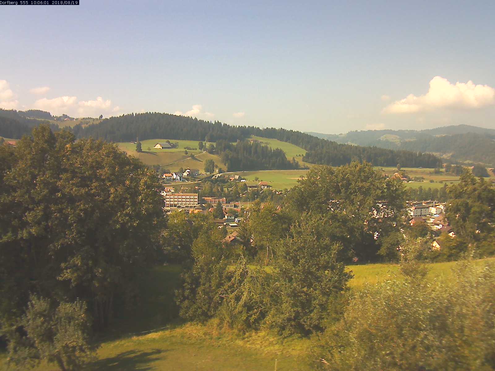 Webcam-Bild: Aussicht vom Dorfberg in Langnau 20180819-100601