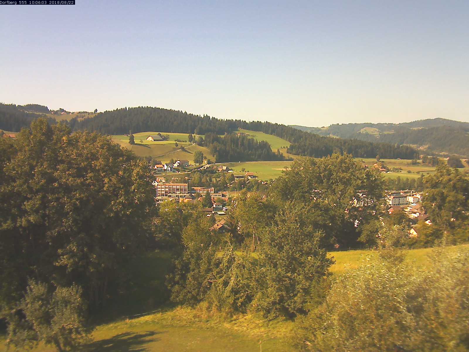 Webcam-Bild: Aussicht vom Dorfberg in Langnau 20180822-100601