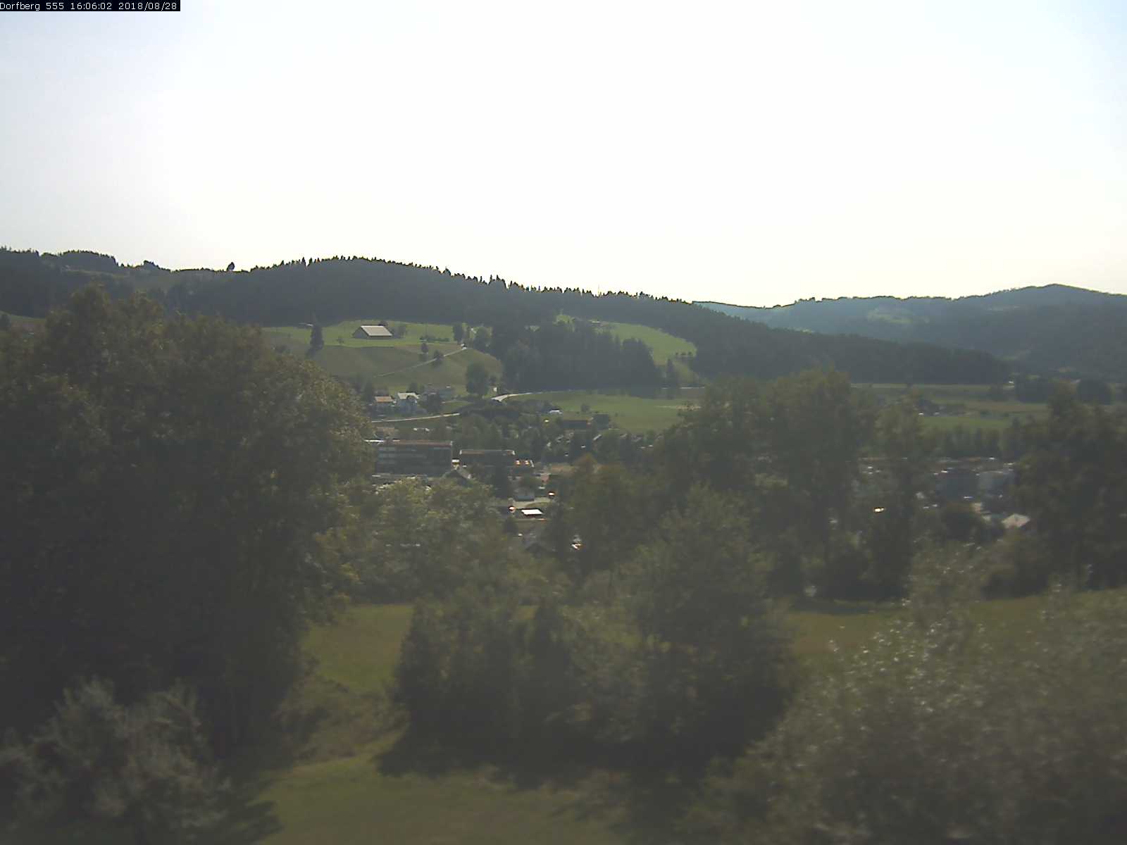 Webcam-Bild: Aussicht vom Dorfberg in Langnau 20180828-160601