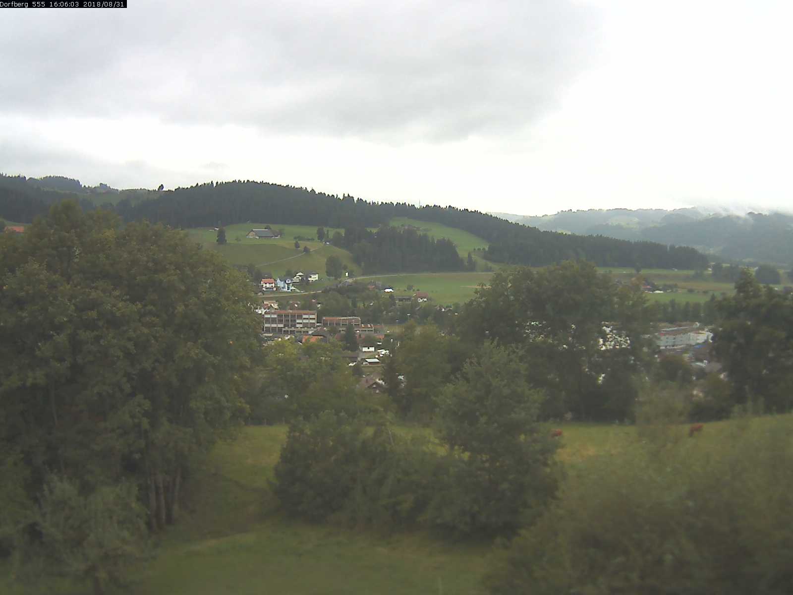 Webcam-Bild: Aussicht vom Dorfberg in Langnau 20180831-160601
