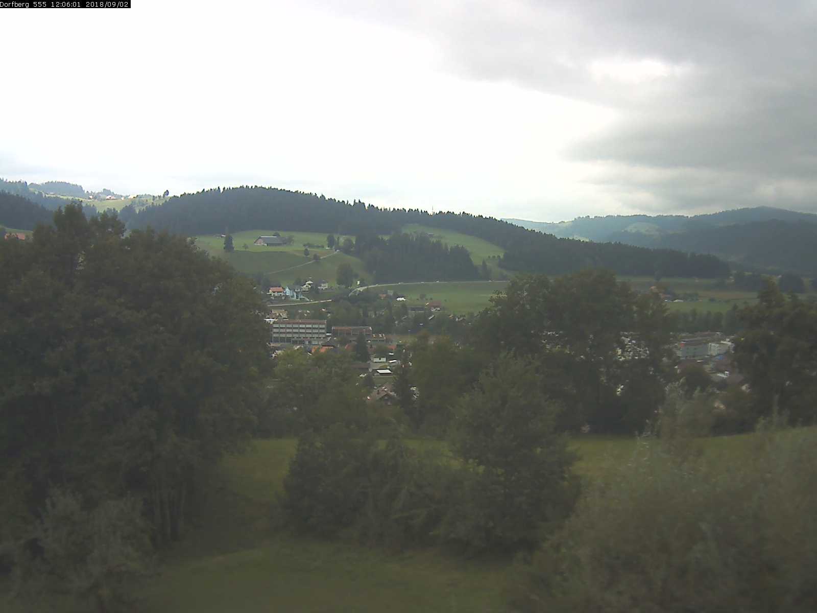 Webcam-Bild: Aussicht vom Dorfberg in Langnau 20180902-120601