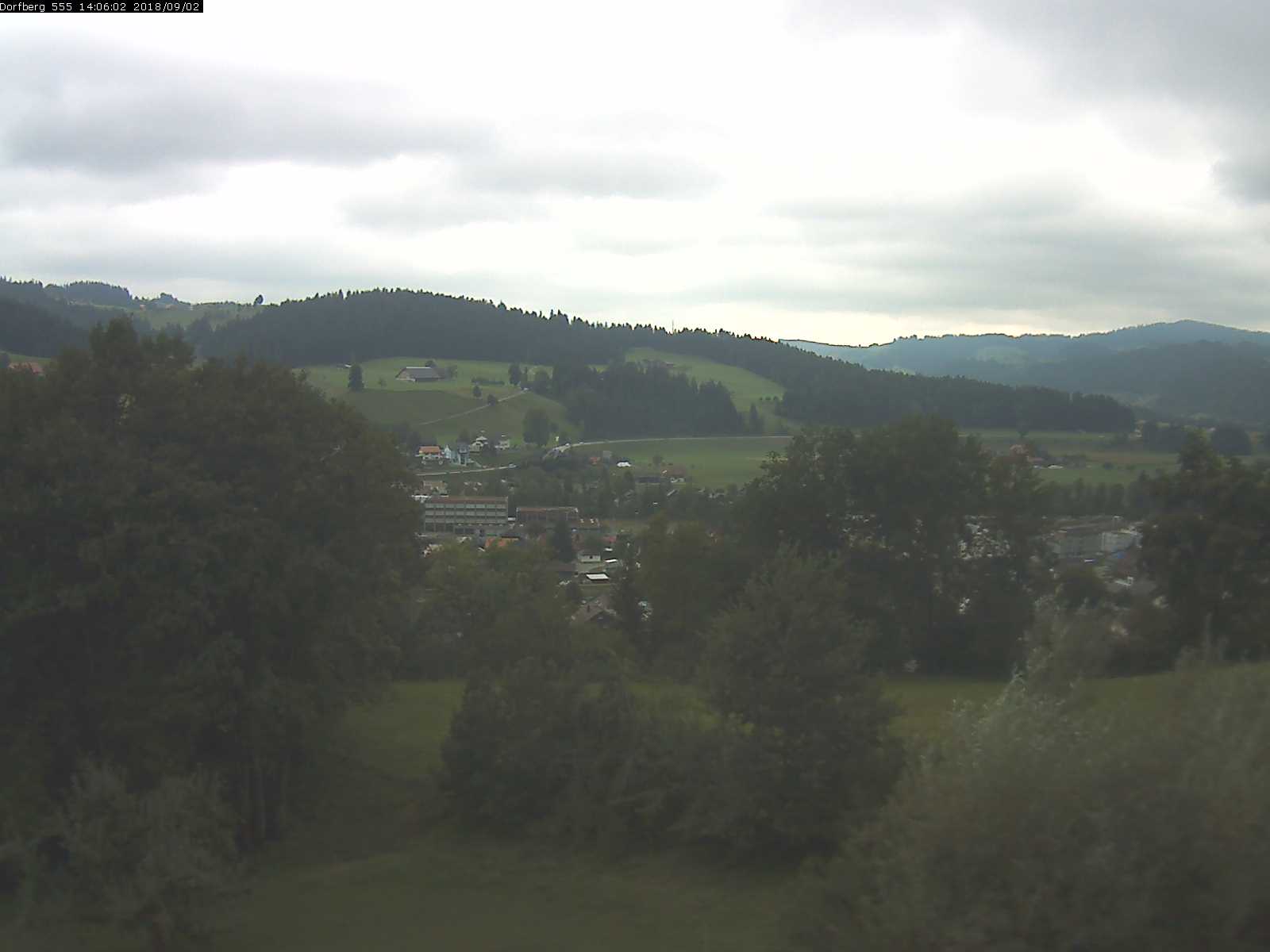 Webcam-Bild: Aussicht vom Dorfberg in Langnau 20180902-140601
