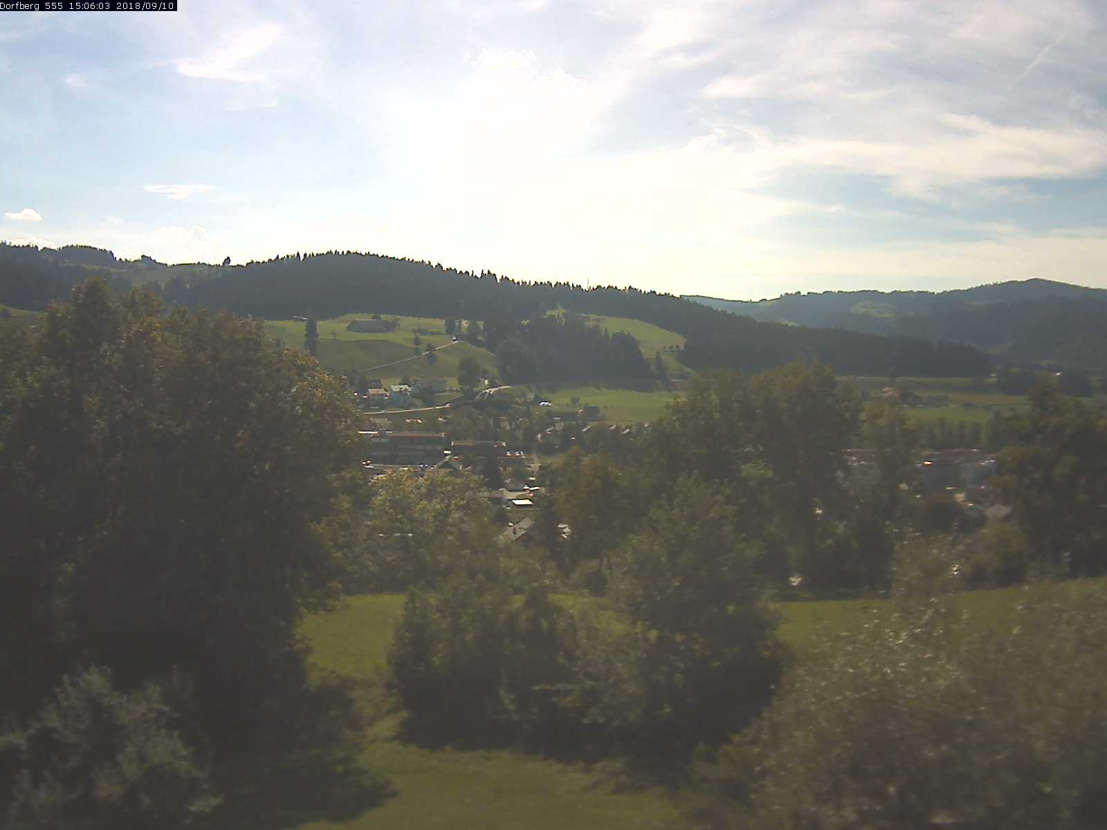Webcam-Bild: Aussicht vom Dorfberg in Langnau 20180910-150601
