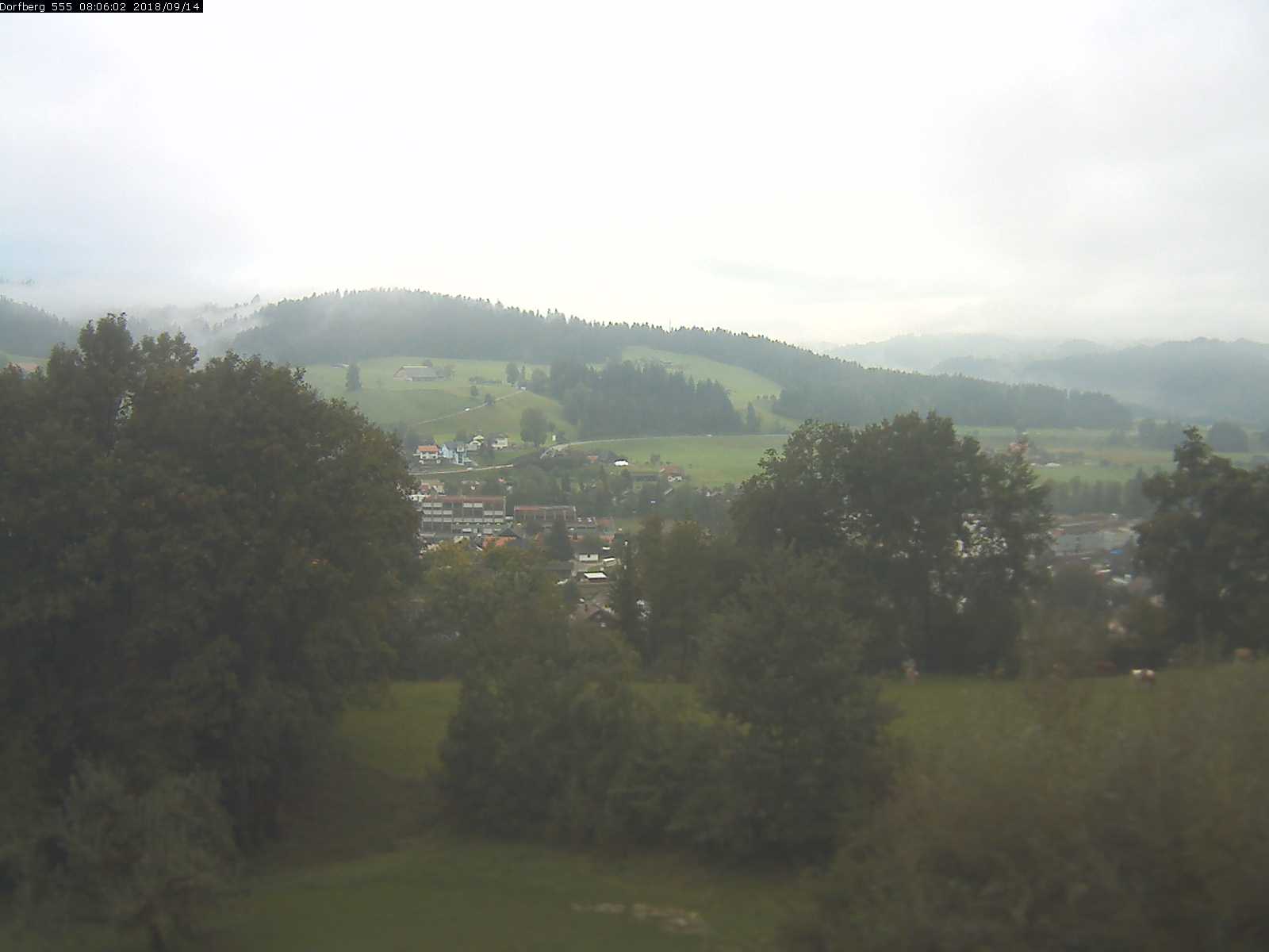Webcam-Bild: Aussicht vom Dorfberg in Langnau 20180914-080601