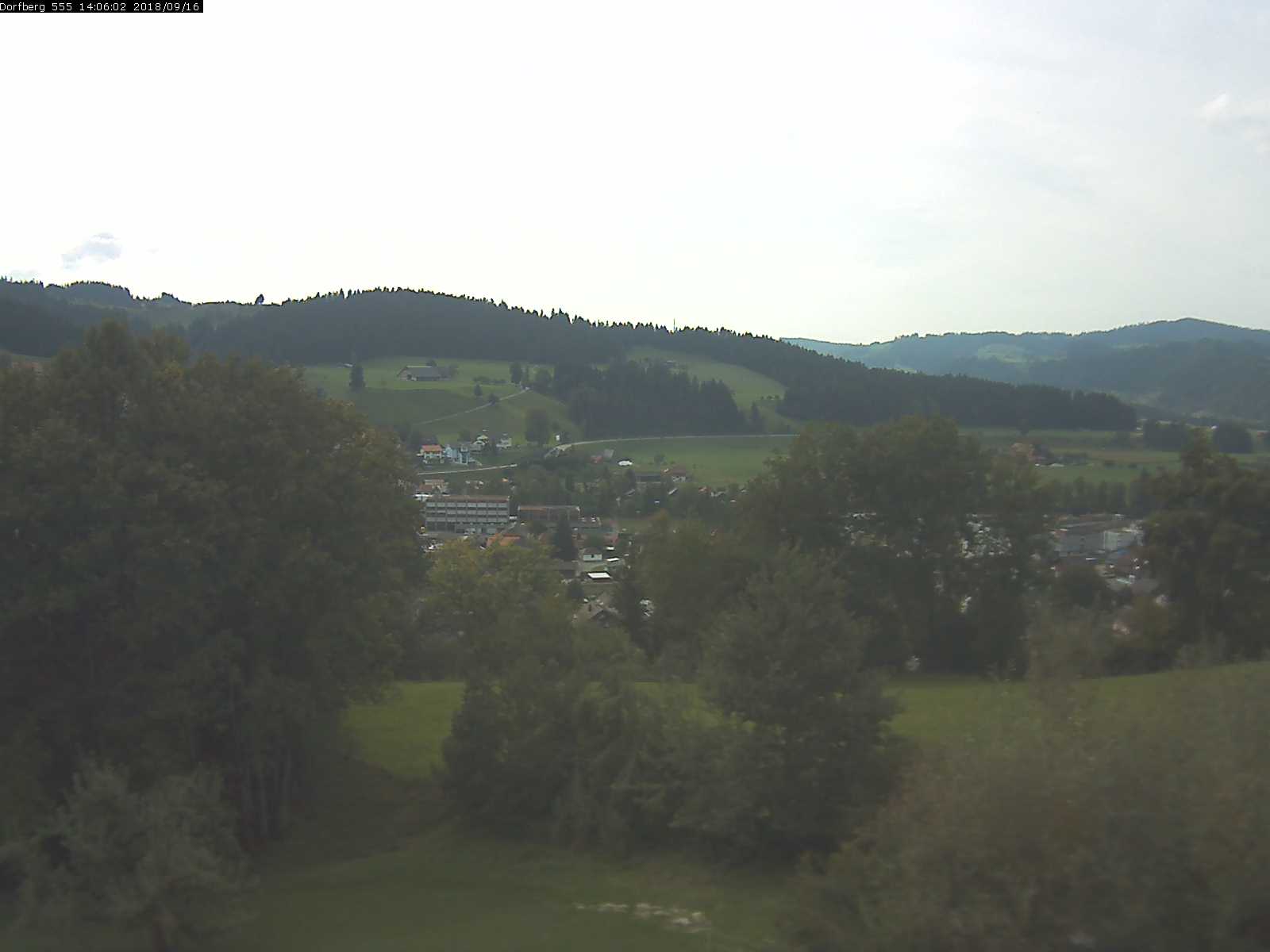 Webcam-Bild: Aussicht vom Dorfberg in Langnau 20180916-140601
