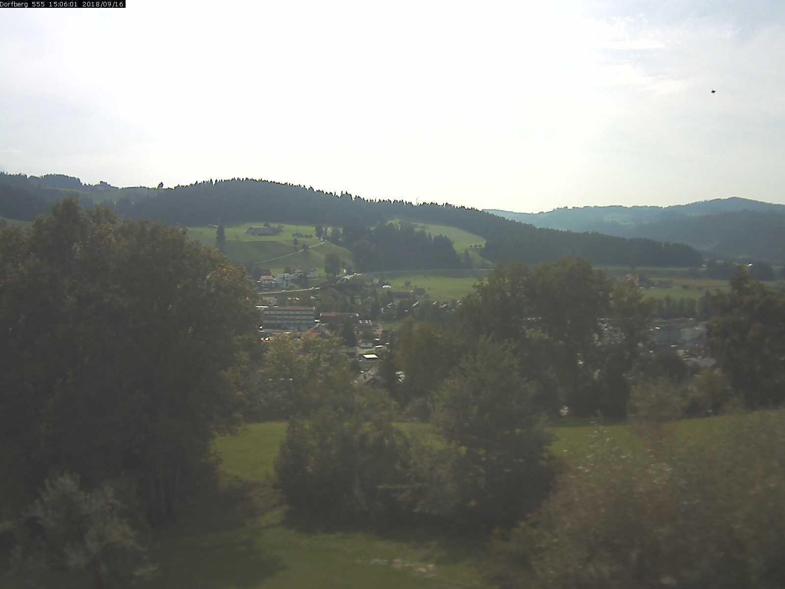 Webcam-Bild: Aussicht vom Dorfberg in Langnau 20180916-150601