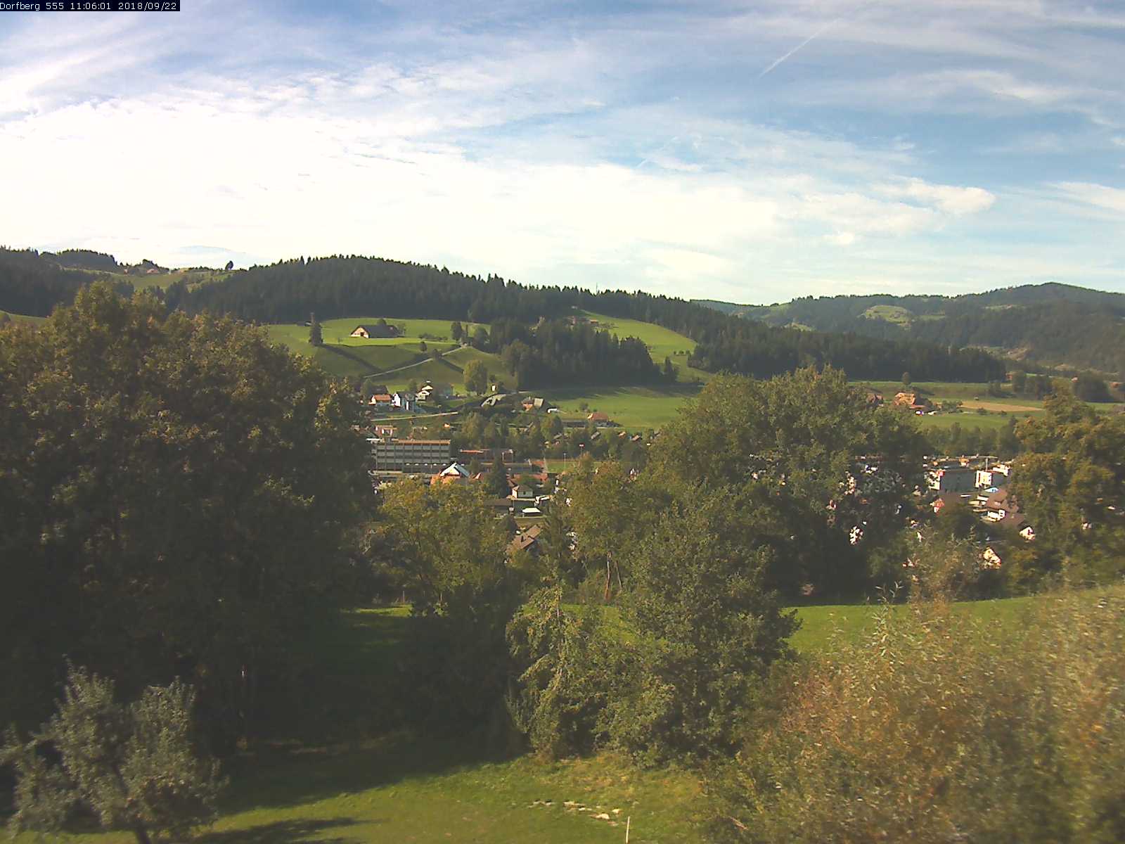 Webcam-Bild: Aussicht vom Dorfberg in Langnau 20180922-110601