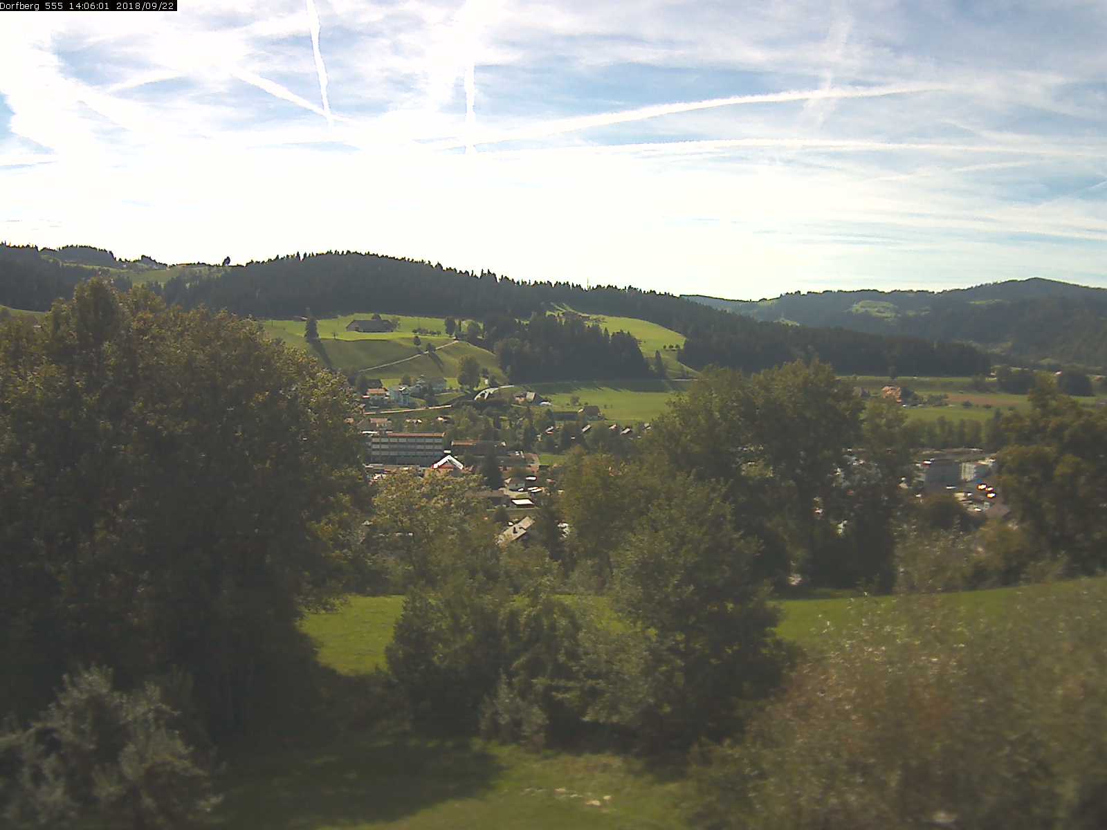 Webcam-Bild: Aussicht vom Dorfberg in Langnau 20180922-140601