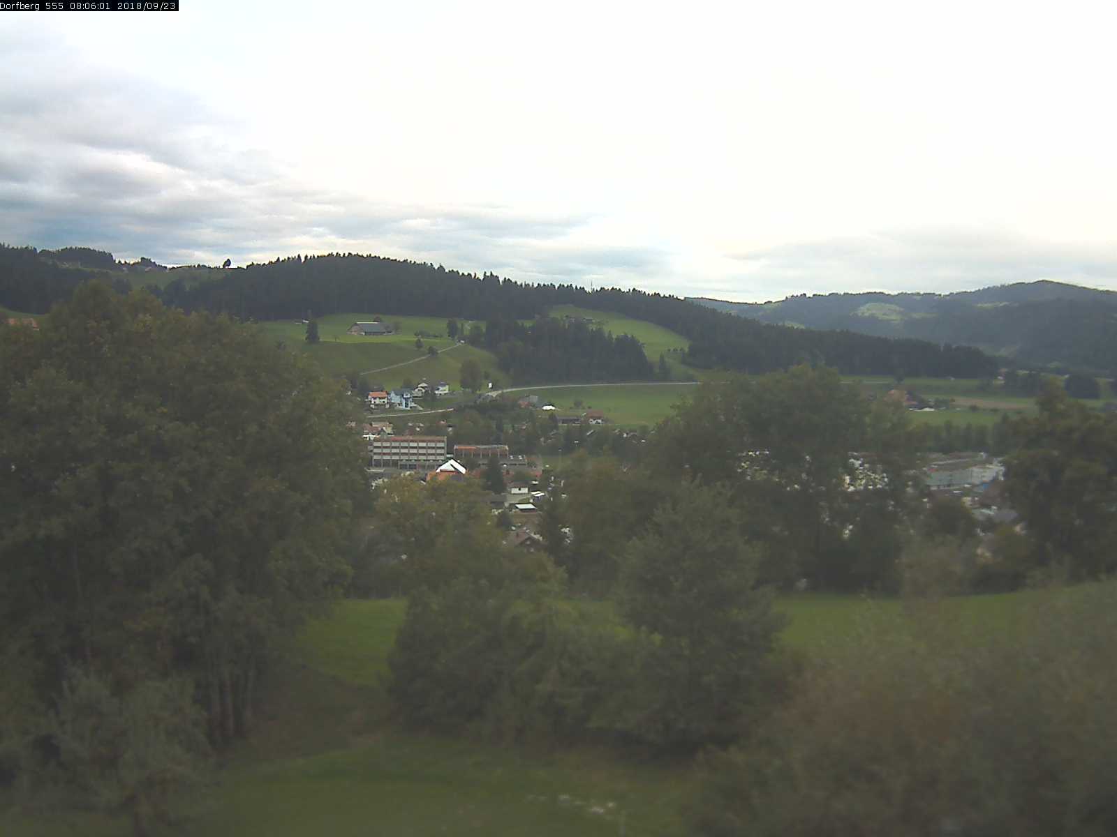 Webcam-Bild: Aussicht vom Dorfberg in Langnau 20180923-080601