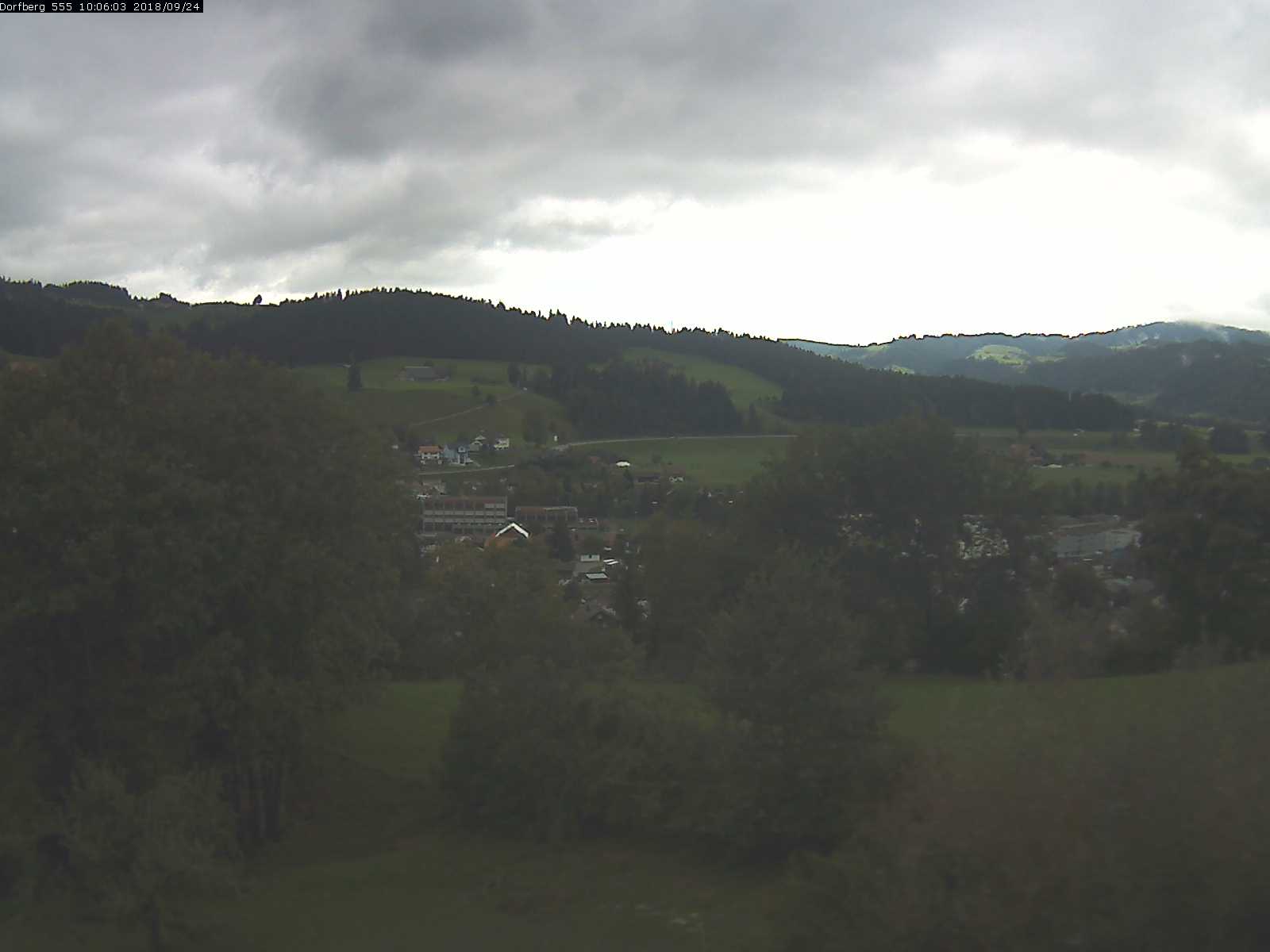 Webcam-Bild: Aussicht vom Dorfberg in Langnau 20180924-100601