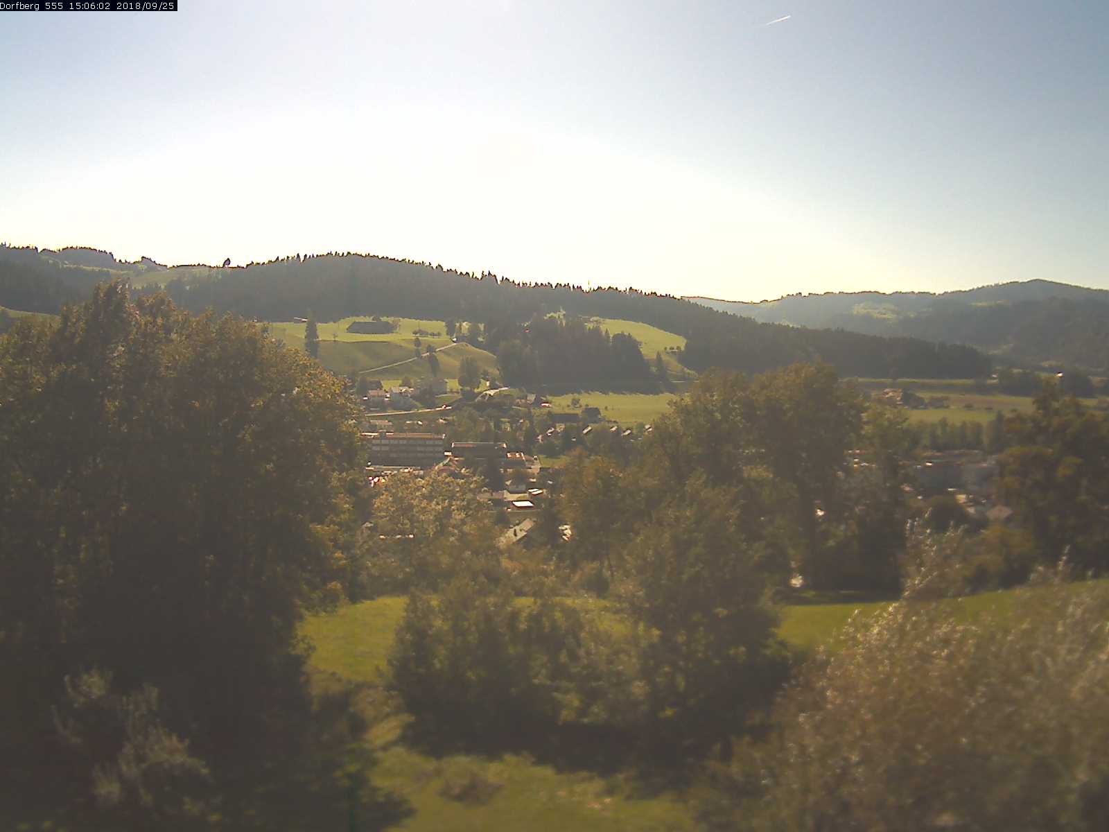 Webcam-Bild: Aussicht vom Dorfberg in Langnau 20180925-150601