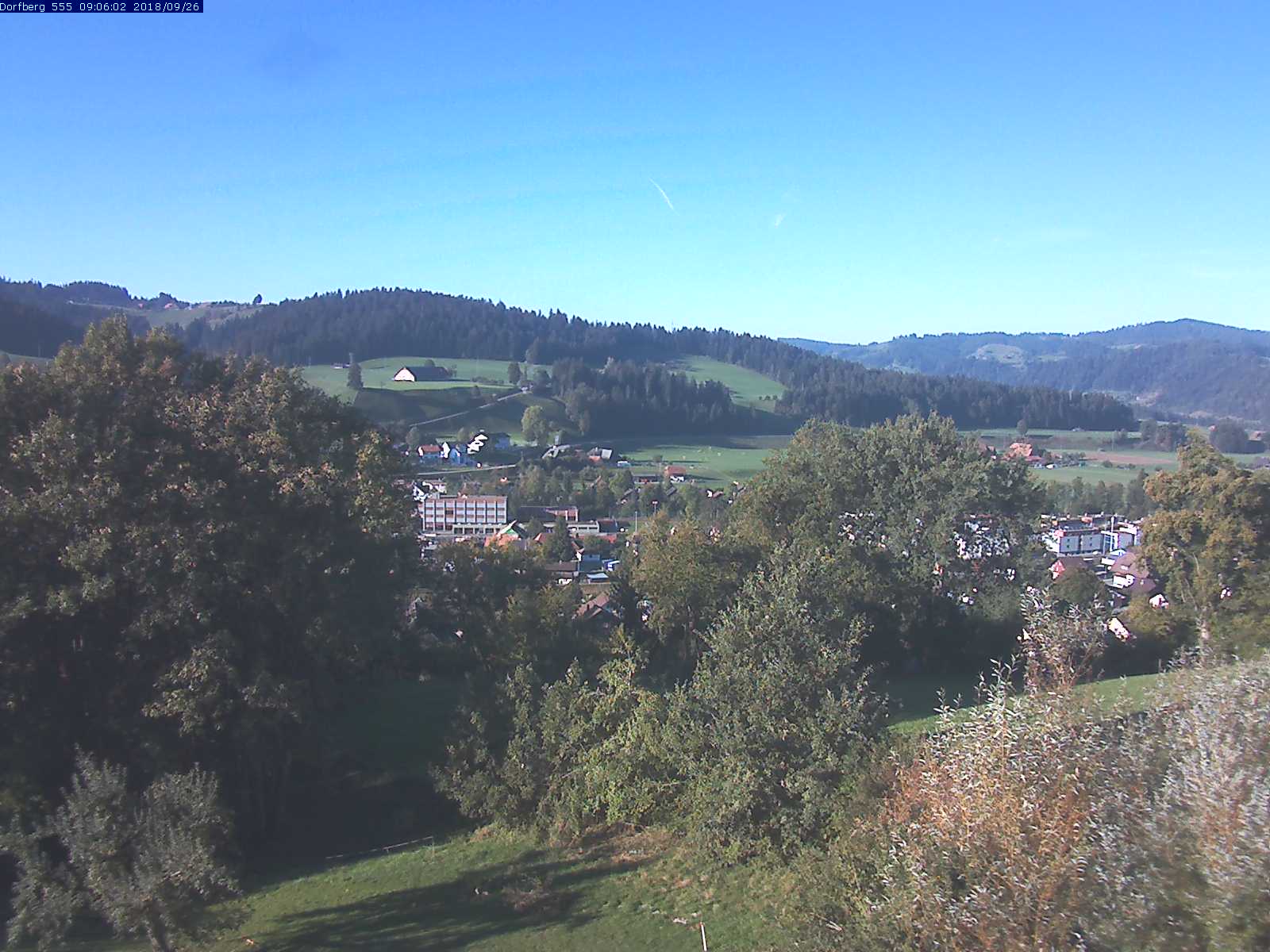 Webcam-Bild: Aussicht vom Dorfberg in Langnau 20180926-090601