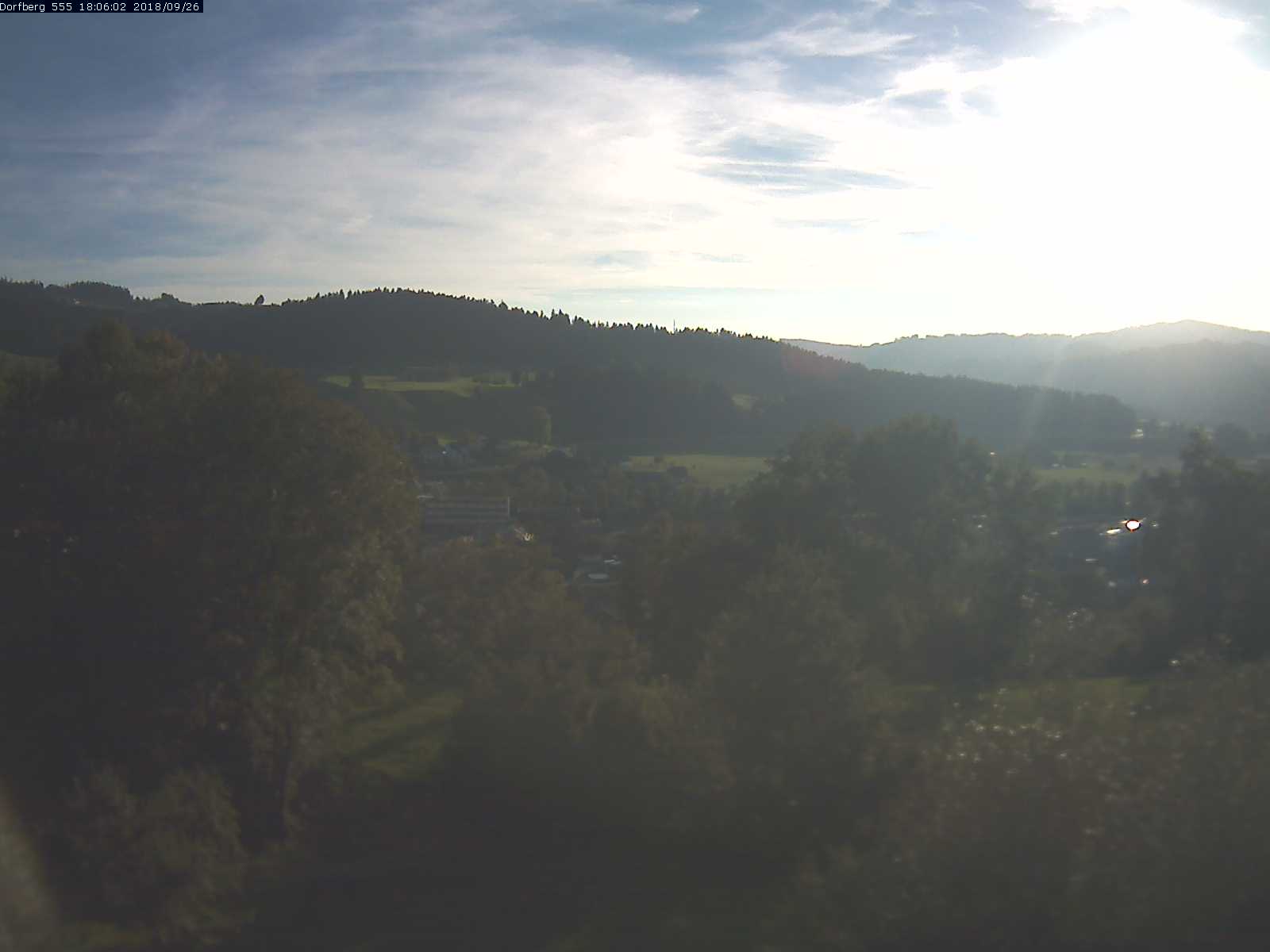 Webcam-Bild: Aussicht vom Dorfberg in Langnau 20180926-180601