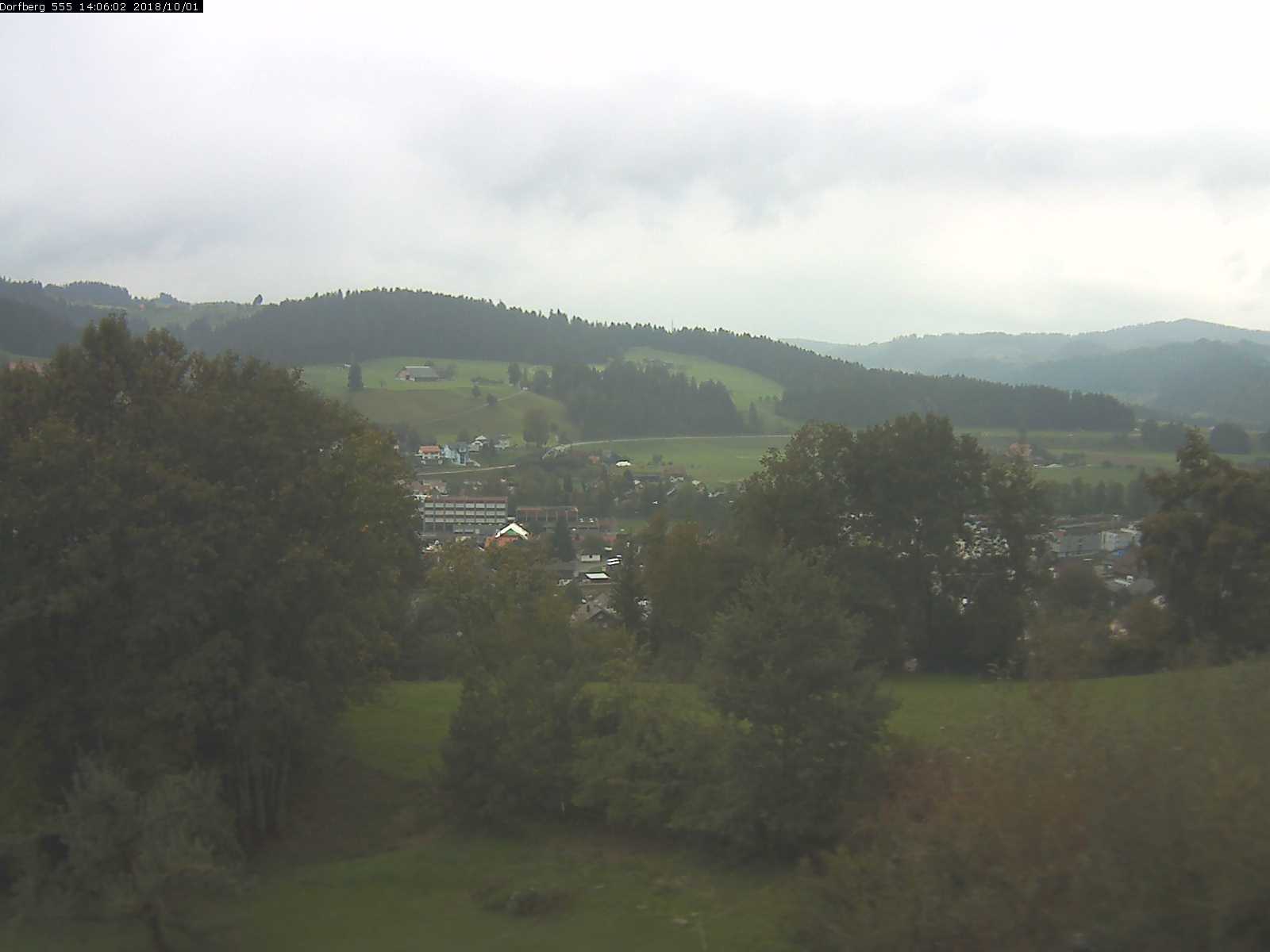Webcam-Bild: Aussicht vom Dorfberg in Langnau 20181001-140601