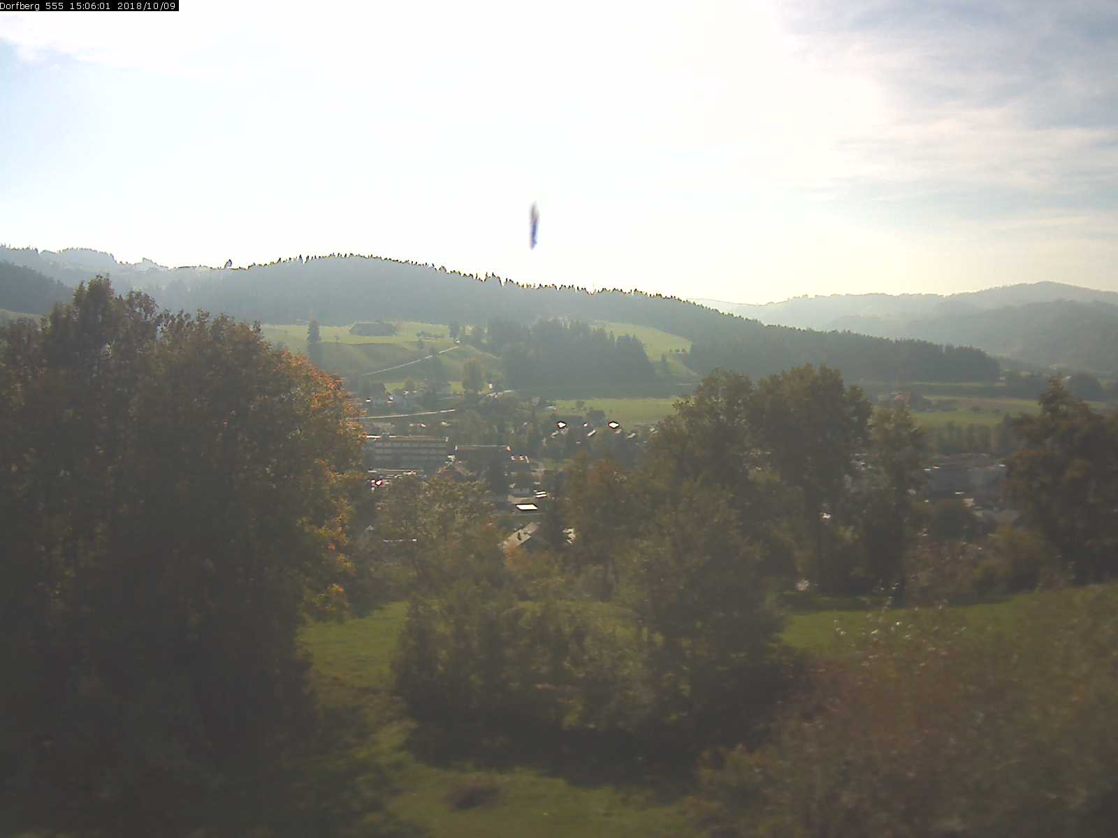 Webcam-Bild: Aussicht vom Dorfberg in Langnau 20181009-150601