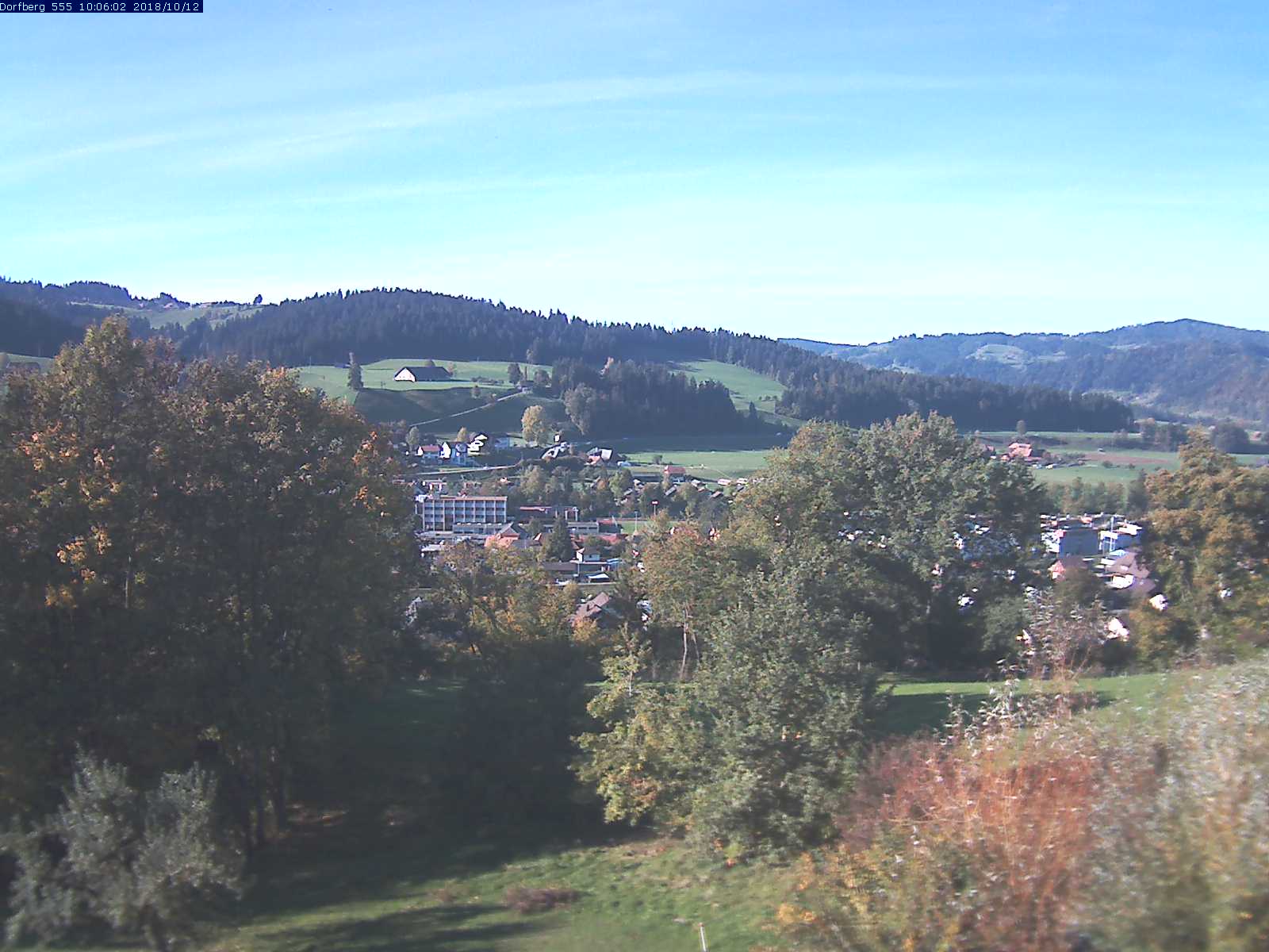Webcam-Bild: Aussicht vom Dorfberg in Langnau 20181012-100601
