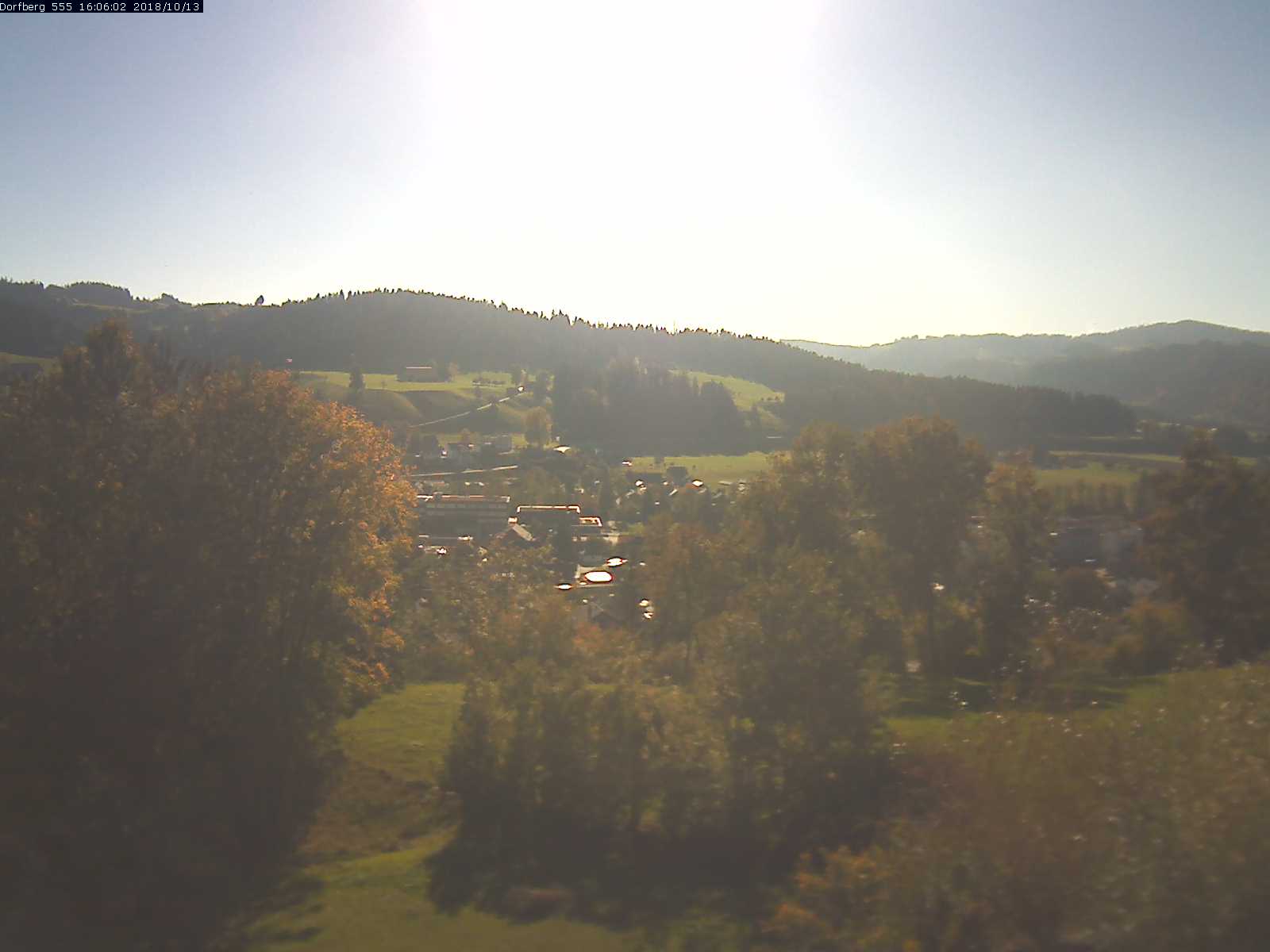 Webcam-Bild: Aussicht vom Dorfberg in Langnau 20181013-160601