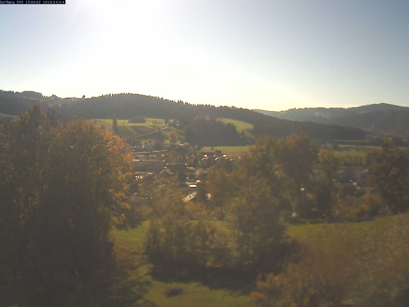 Webcam-Bild: Aussicht vom Dorfberg in Langnau 20181014-150601
