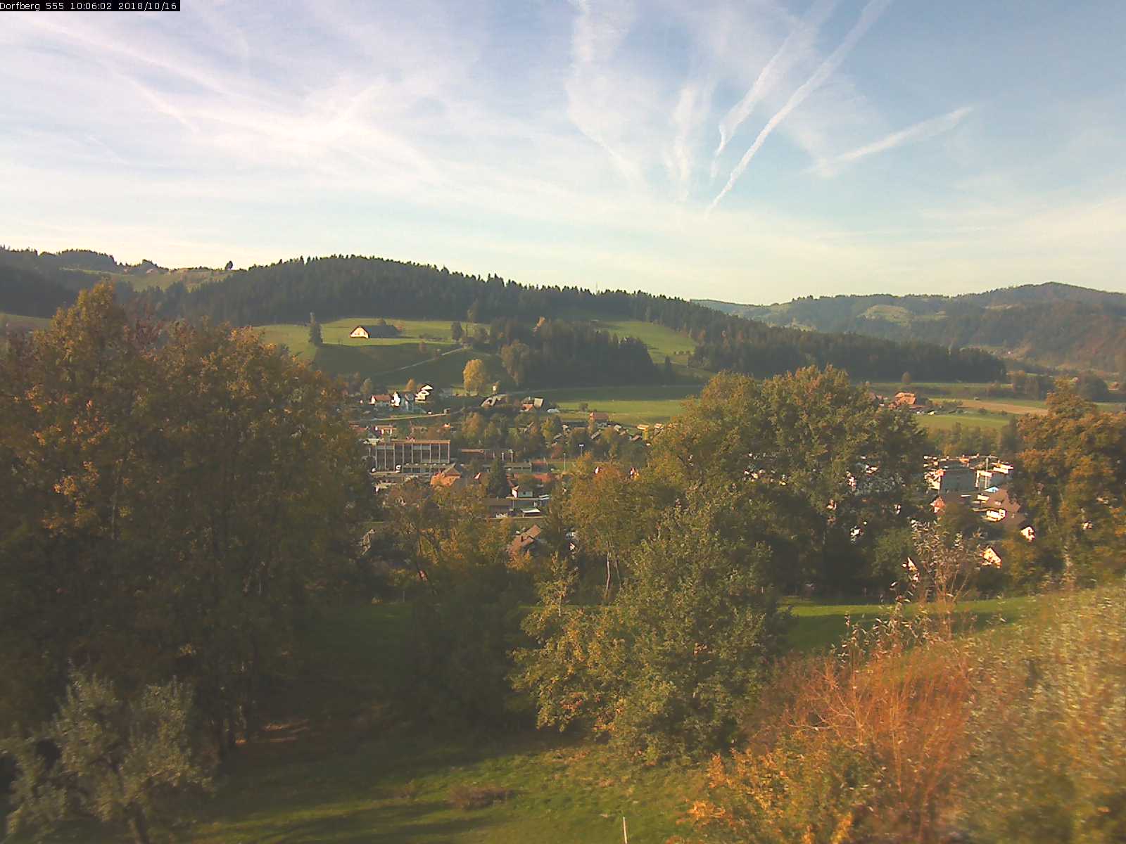 Webcam-Bild: Aussicht vom Dorfberg in Langnau 20181016-100601