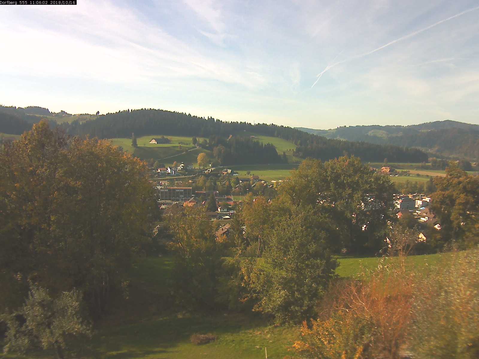 Webcam-Bild: Aussicht vom Dorfberg in Langnau 20181016-110601