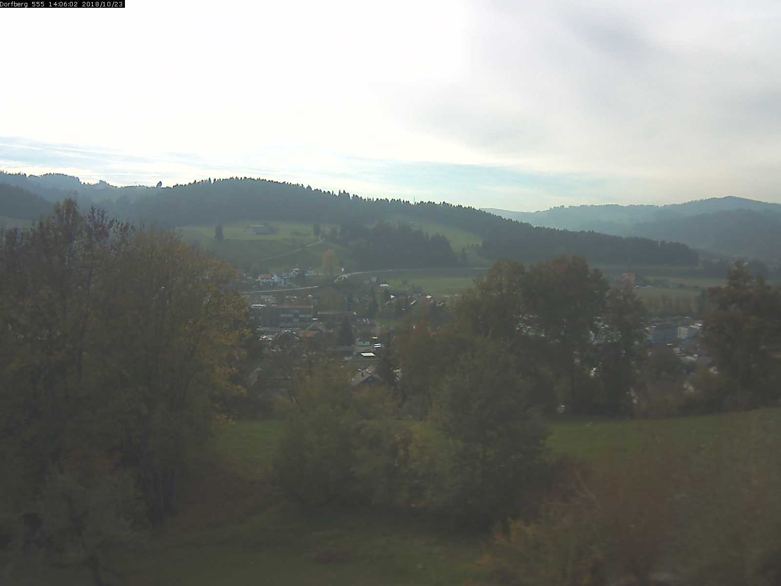 Webcam-Bild: Aussicht vom Dorfberg in Langnau 20181023-140601