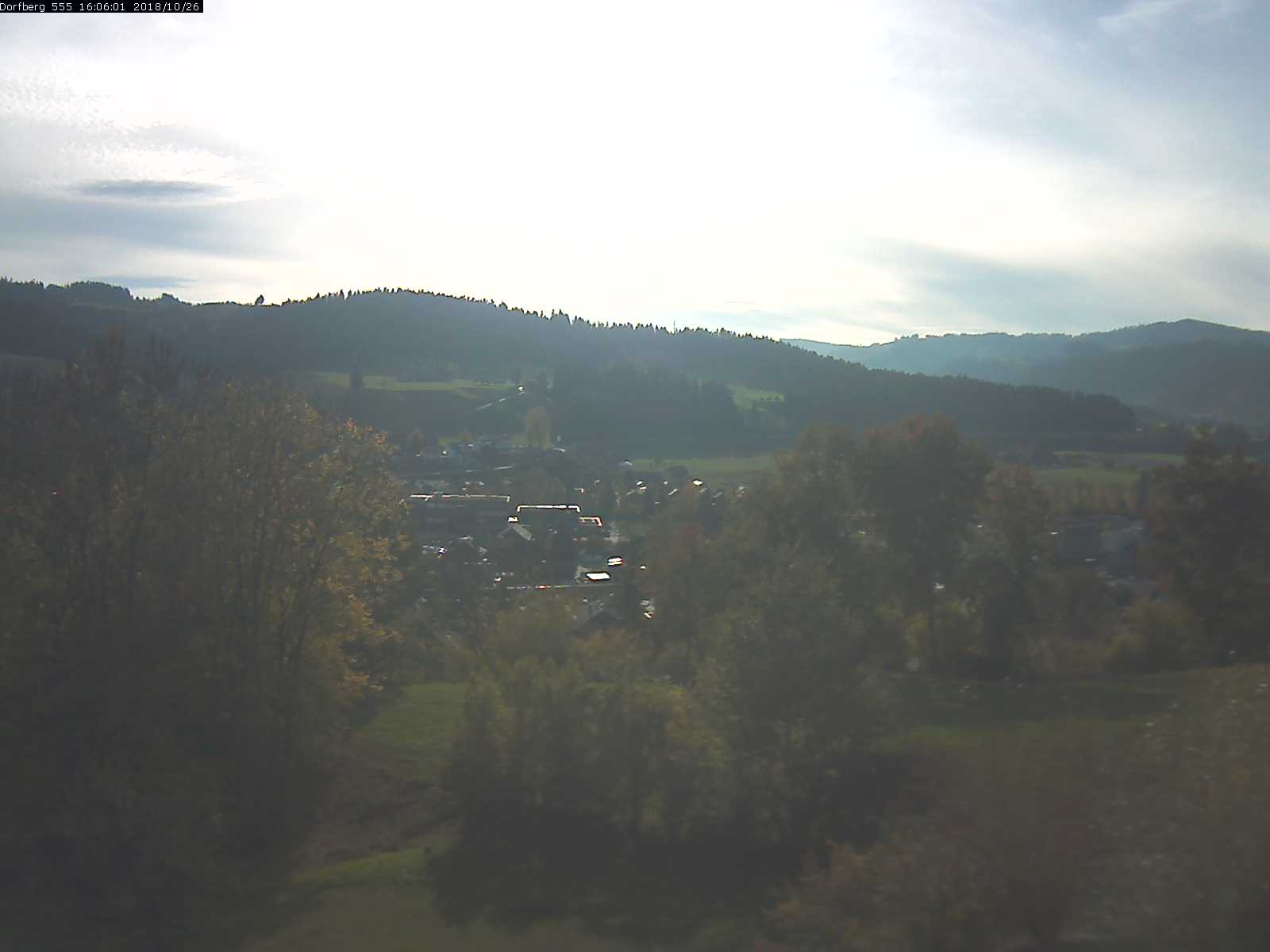 Webcam-Bild: Aussicht vom Dorfberg in Langnau 20181026-160601
