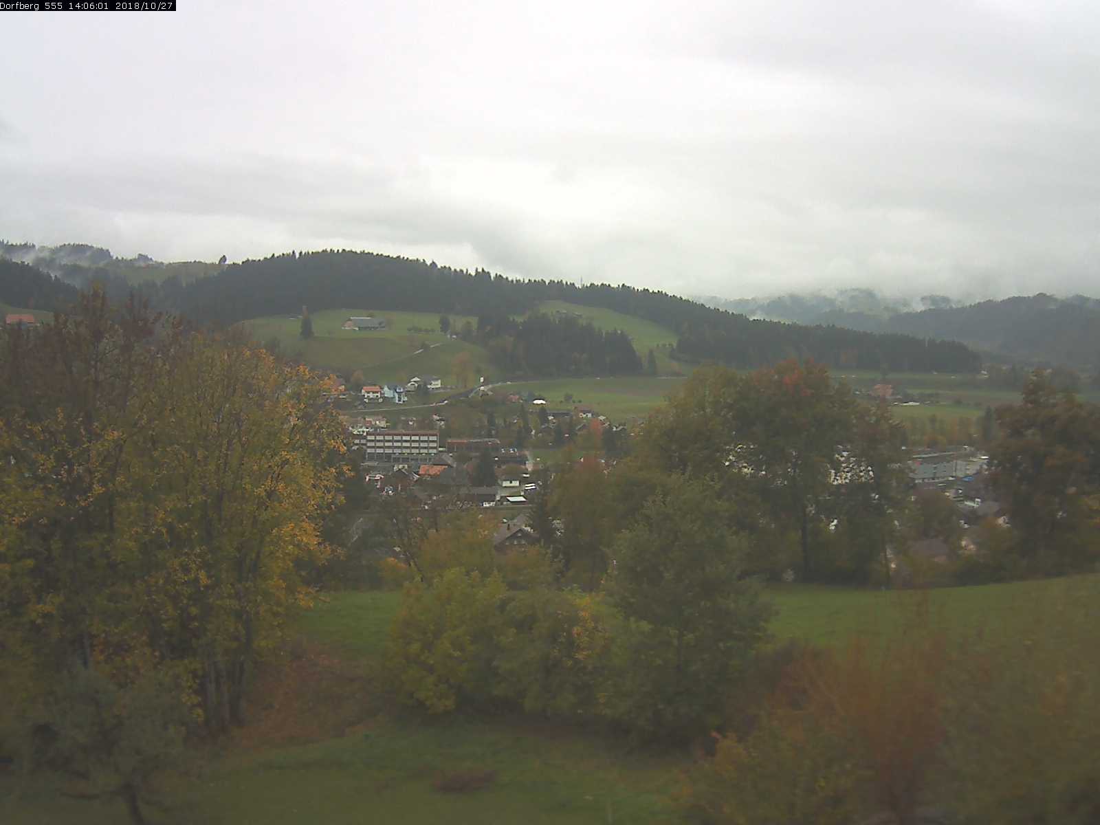 Webcam-Bild: Aussicht vom Dorfberg in Langnau 20181027-140601