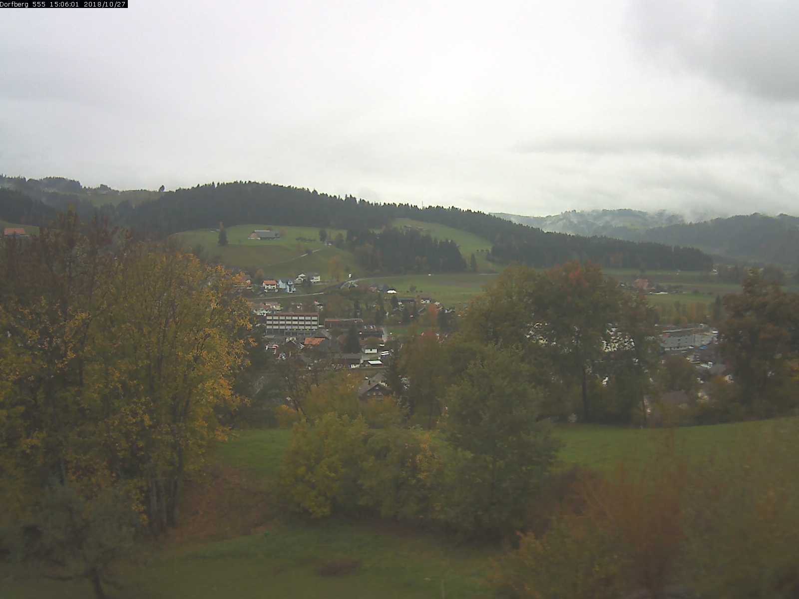 Webcam-Bild: Aussicht vom Dorfberg in Langnau 20181027-150601