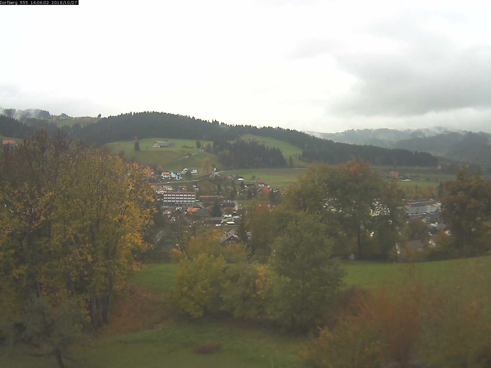 Webcam-Bild: Aussicht vom Dorfberg in Langnau 20181027-160601