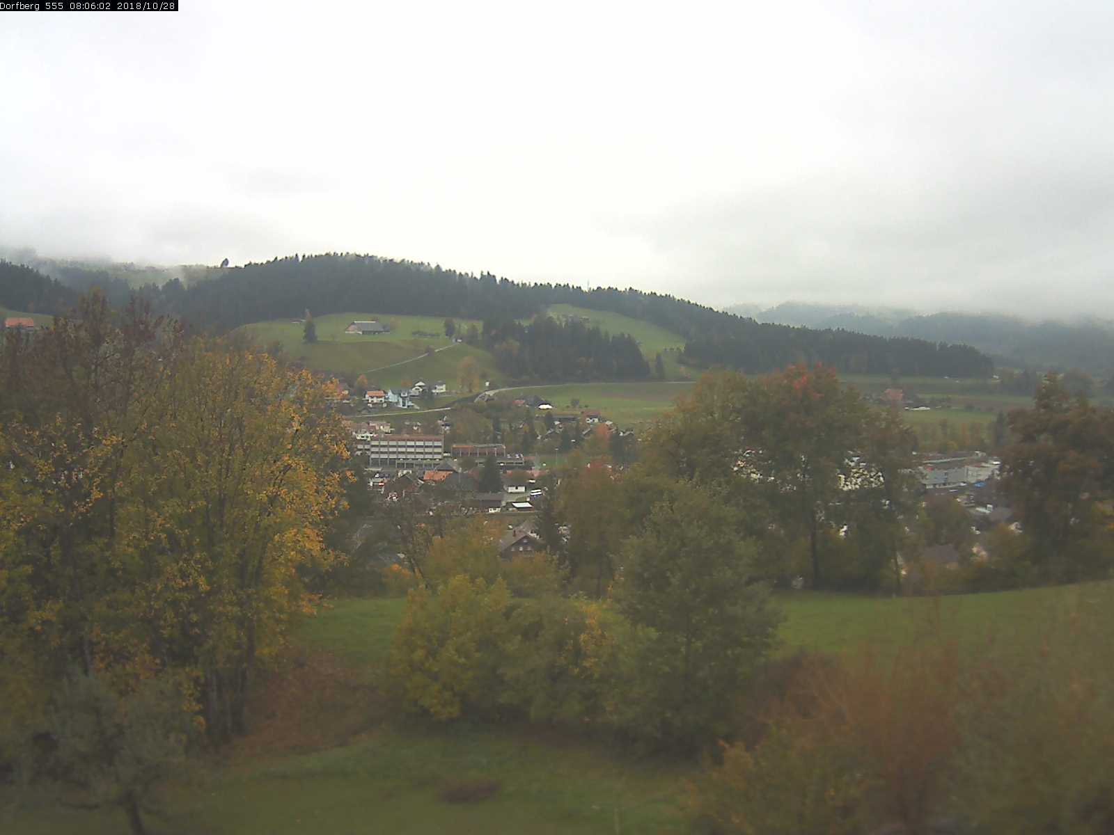 Webcam-Bild: Aussicht vom Dorfberg in Langnau 20181028-080601