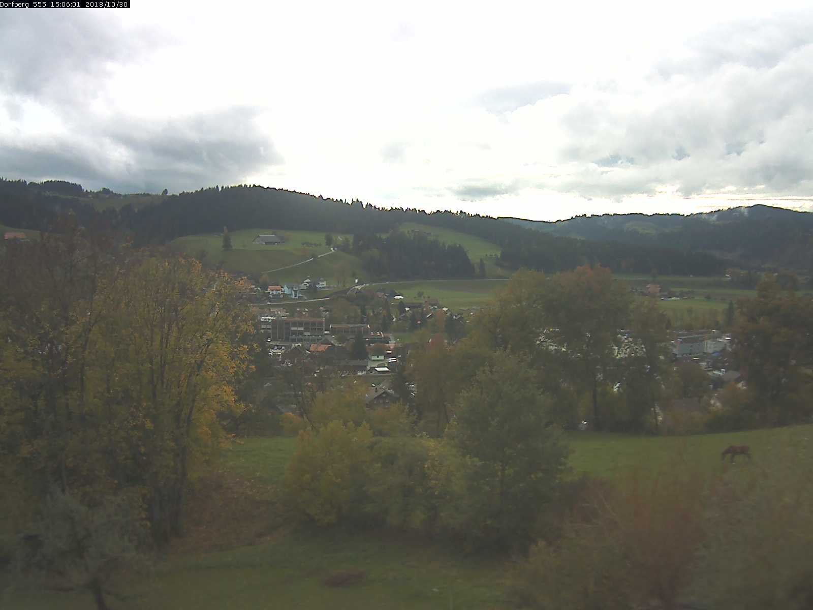 Webcam-Bild: Aussicht vom Dorfberg in Langnau 20181030-150601