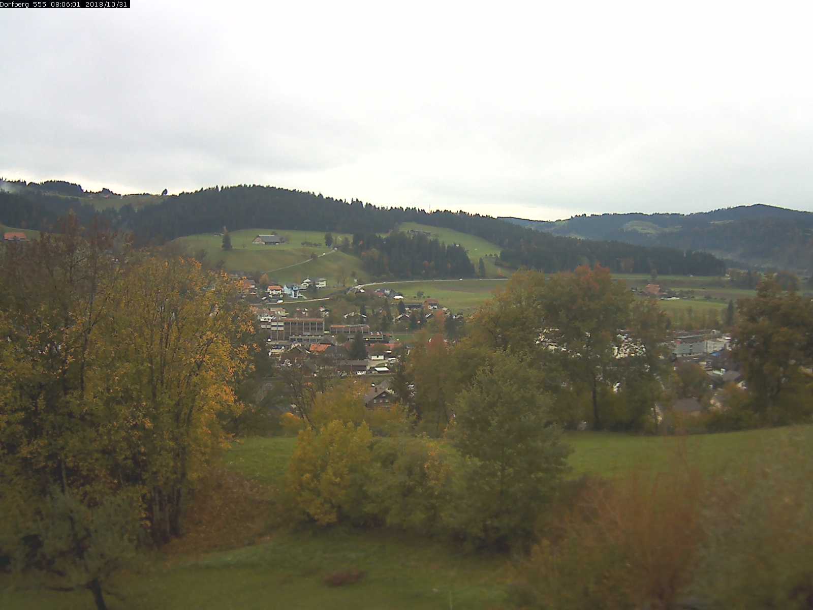 Webcam-Bild: Aussicht vom Dorfberg in Langnau 20181031-080601