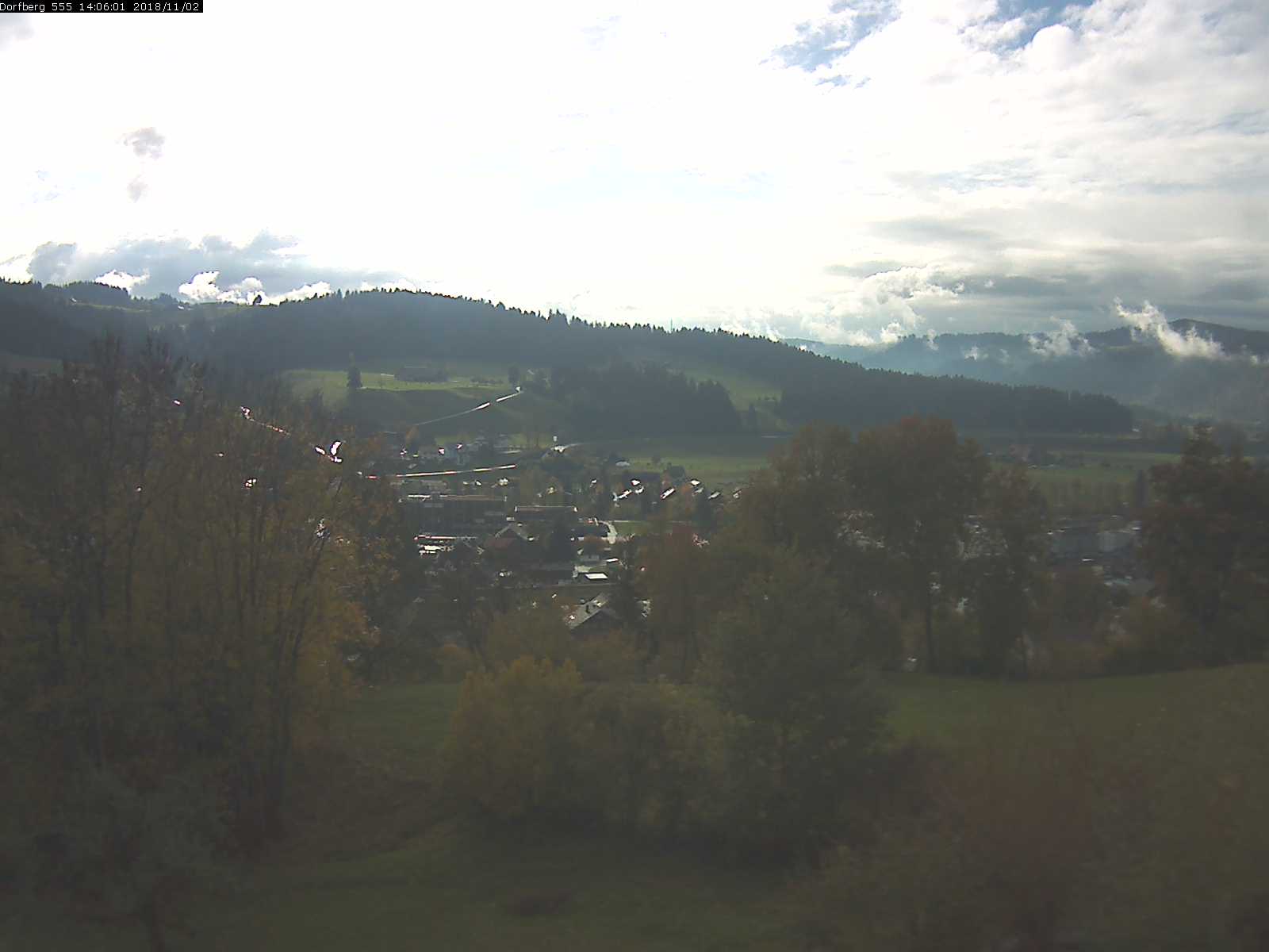 Webcam-Bild: Aussicht vom Dorfberg in Langnau 20181102-140601