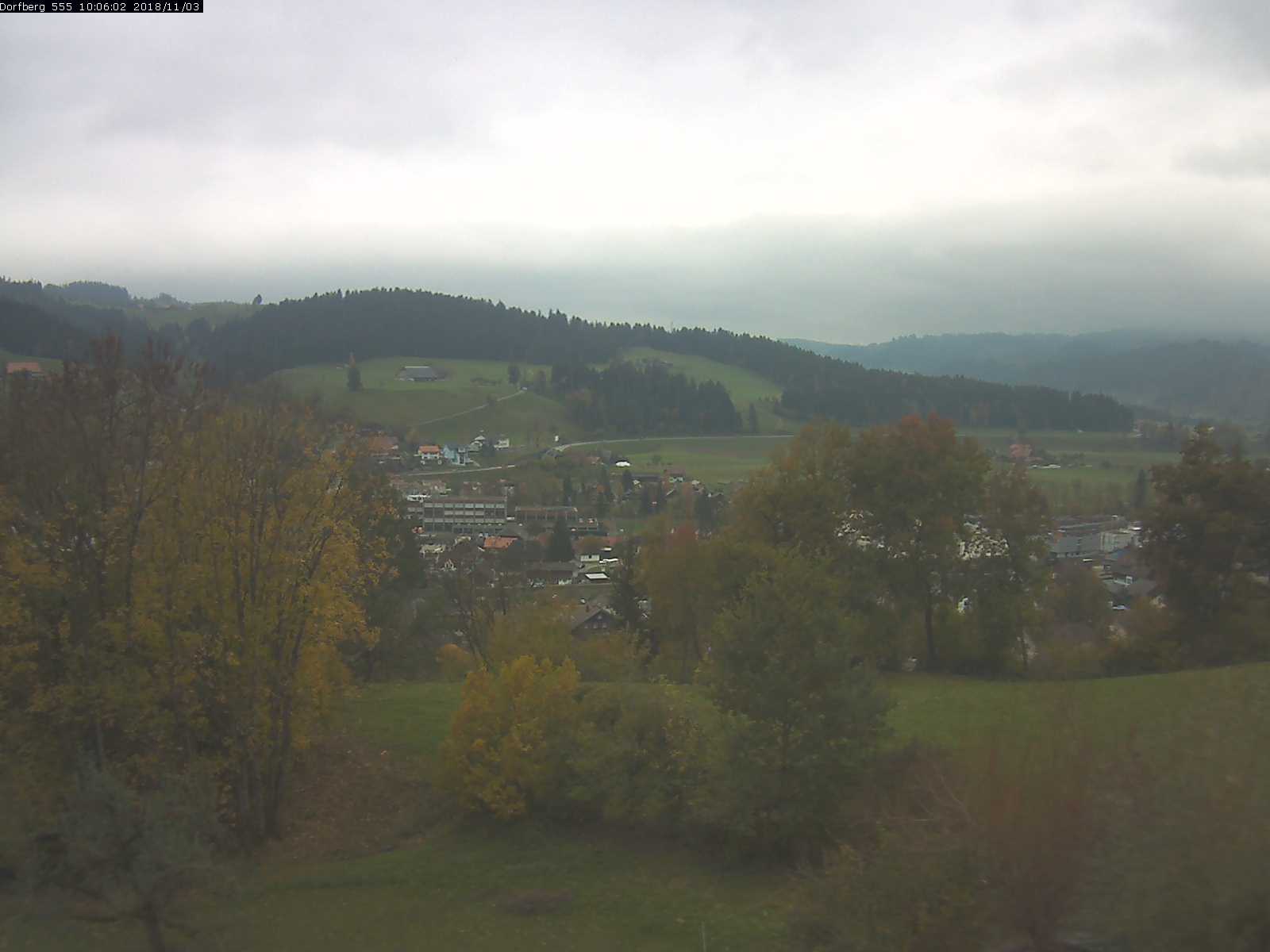 Webcam-Bild: Aussicht vom Dorfberg in Langnau 20181103-100601