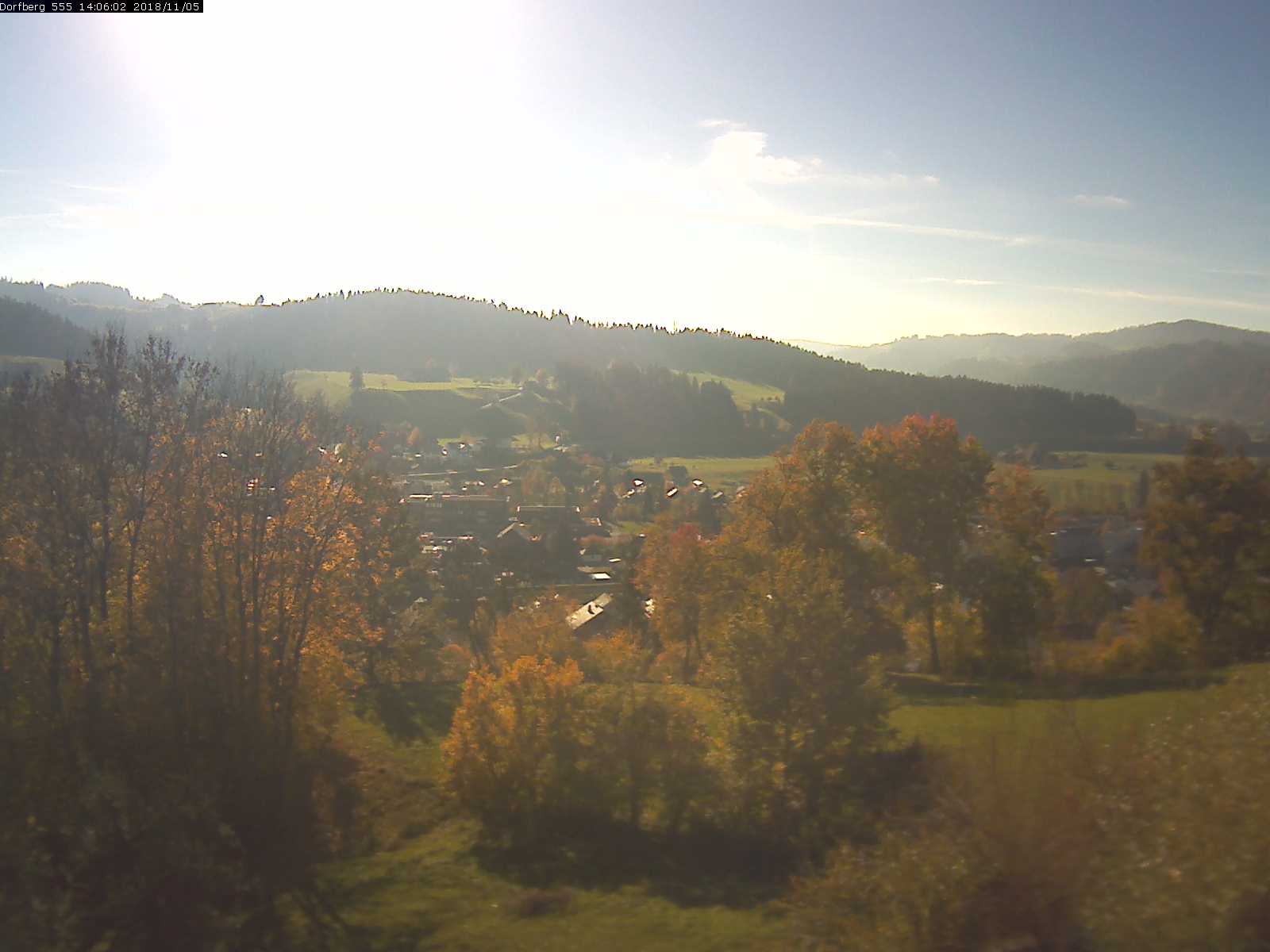 Webcam-Bild: Aussicht vom Dorfberg in Langnau 20181105-140601