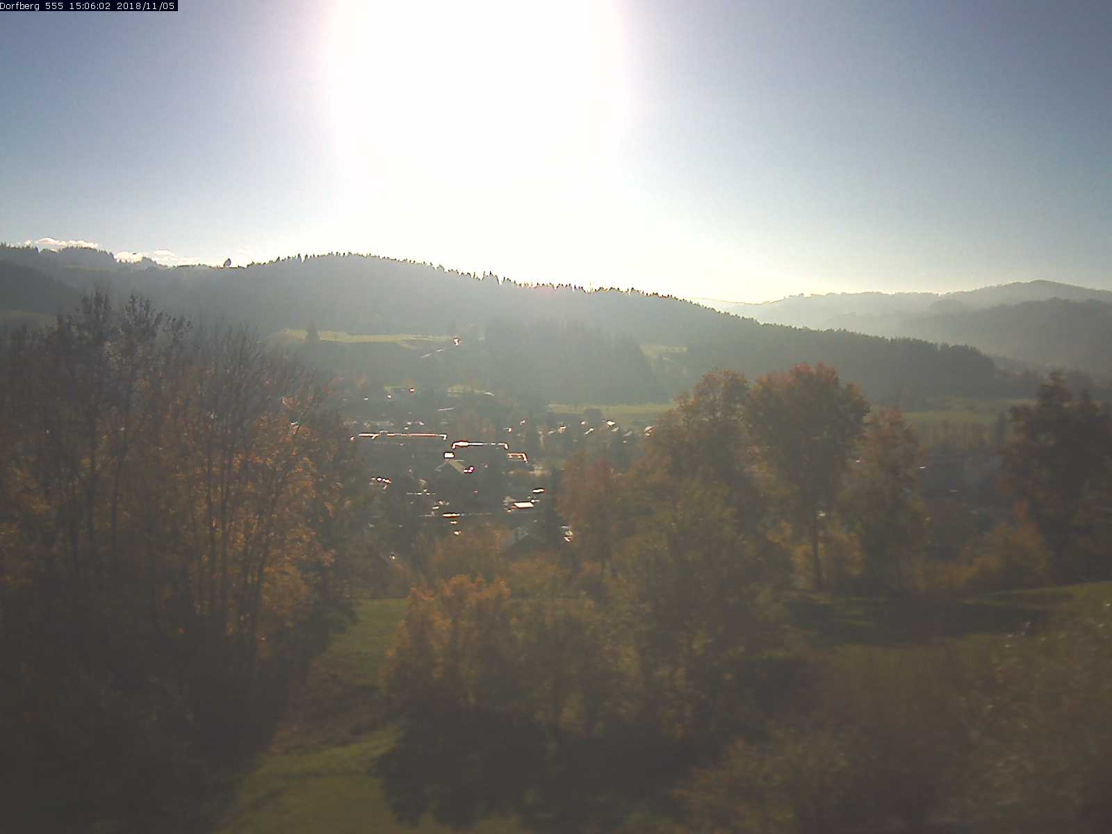 Webcam-Bild: Aussicht vom Dorfberg in Langnau 20181105-150601
