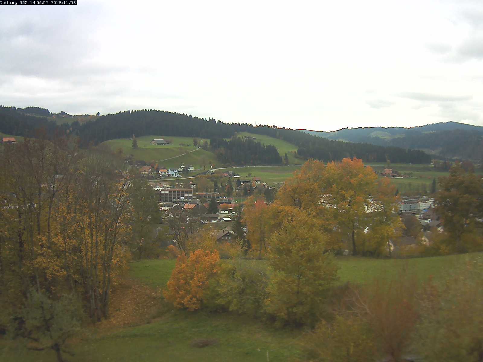 Webcam-Bild: Aussicht vom Dorfberg in Langnau 20181108-140602