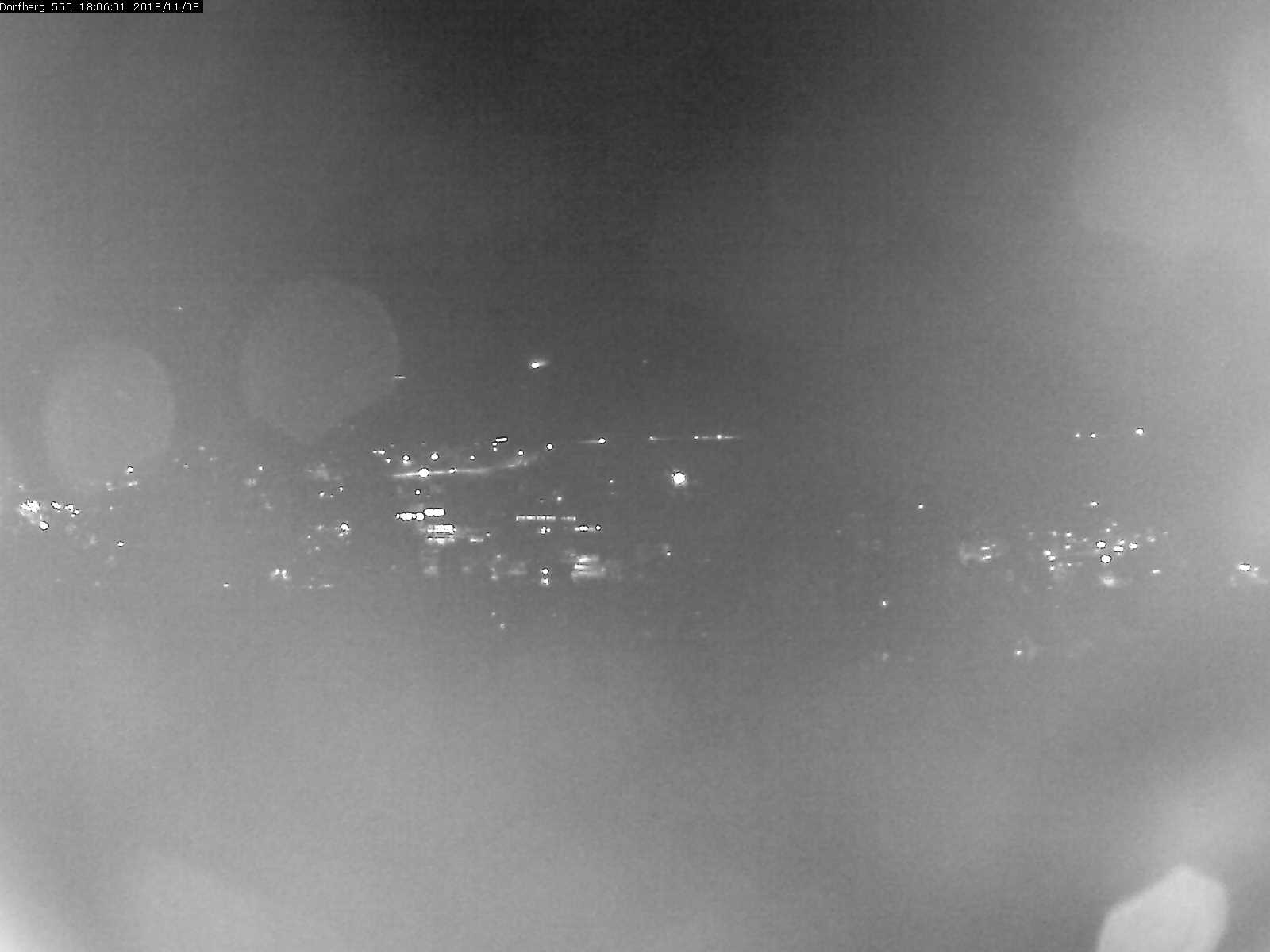 Webcam-Bild: Aussicht vom Dorfberg in Langnau 20181108-180601