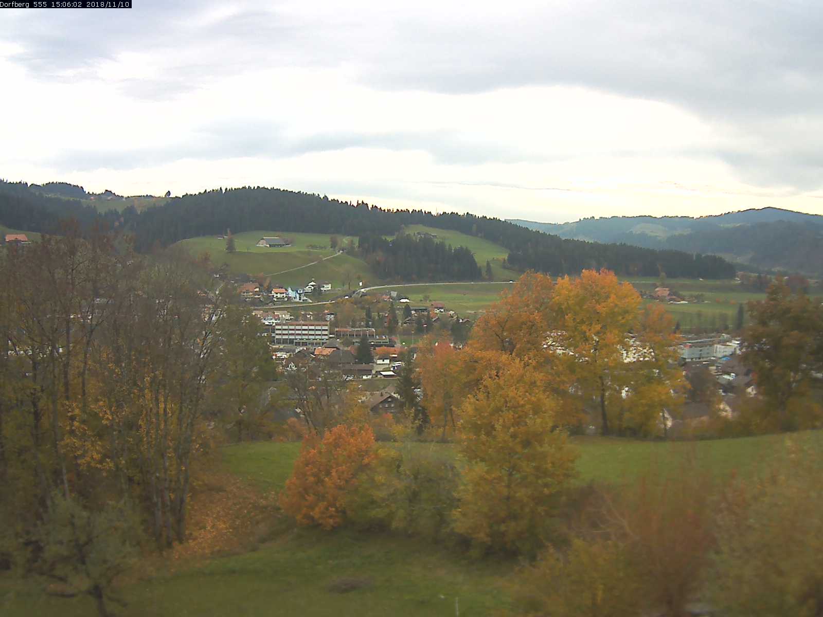 Webcam-Bild: Aussicht vom Dorfberg in Langnau 20181110-150601