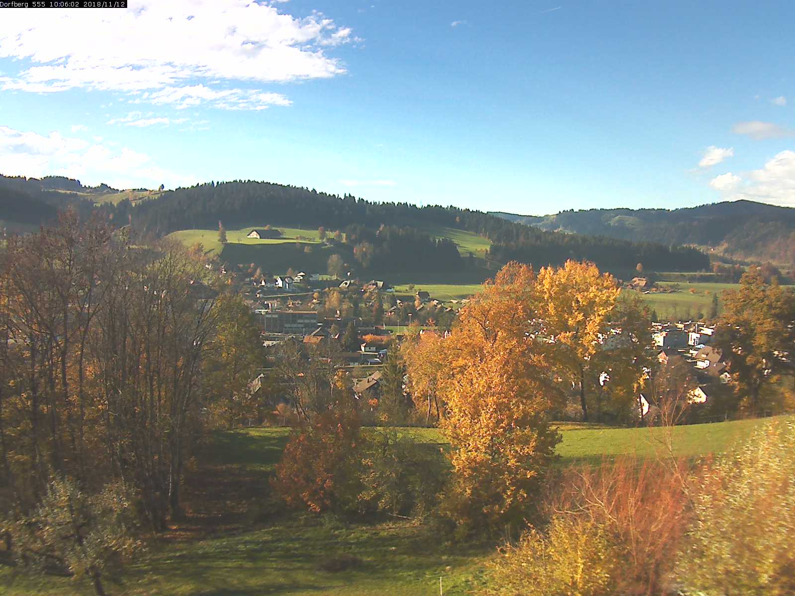 Webcam-Bild: Aussicht vom Dorfberg in Langnau 20181112-100601