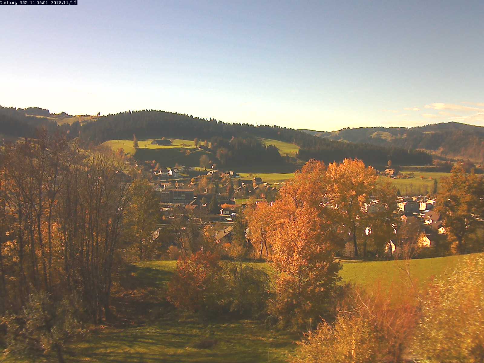 Webcam-Bild: Aussicht vom Dorfberg in Langnau 20181112-110601