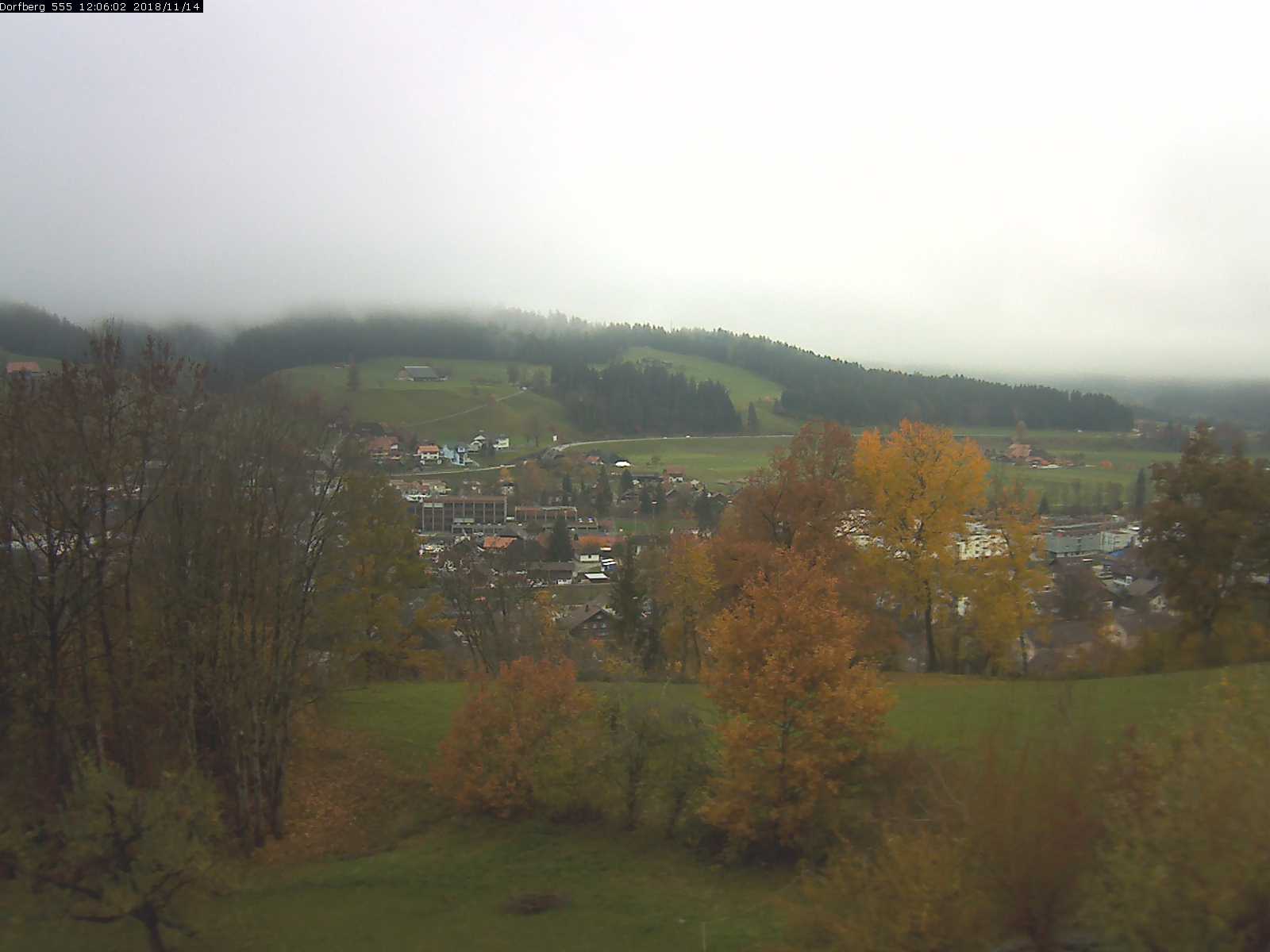Webcam-Bild: Aussicht vom Dorfberg in Langnau 20181114-120601