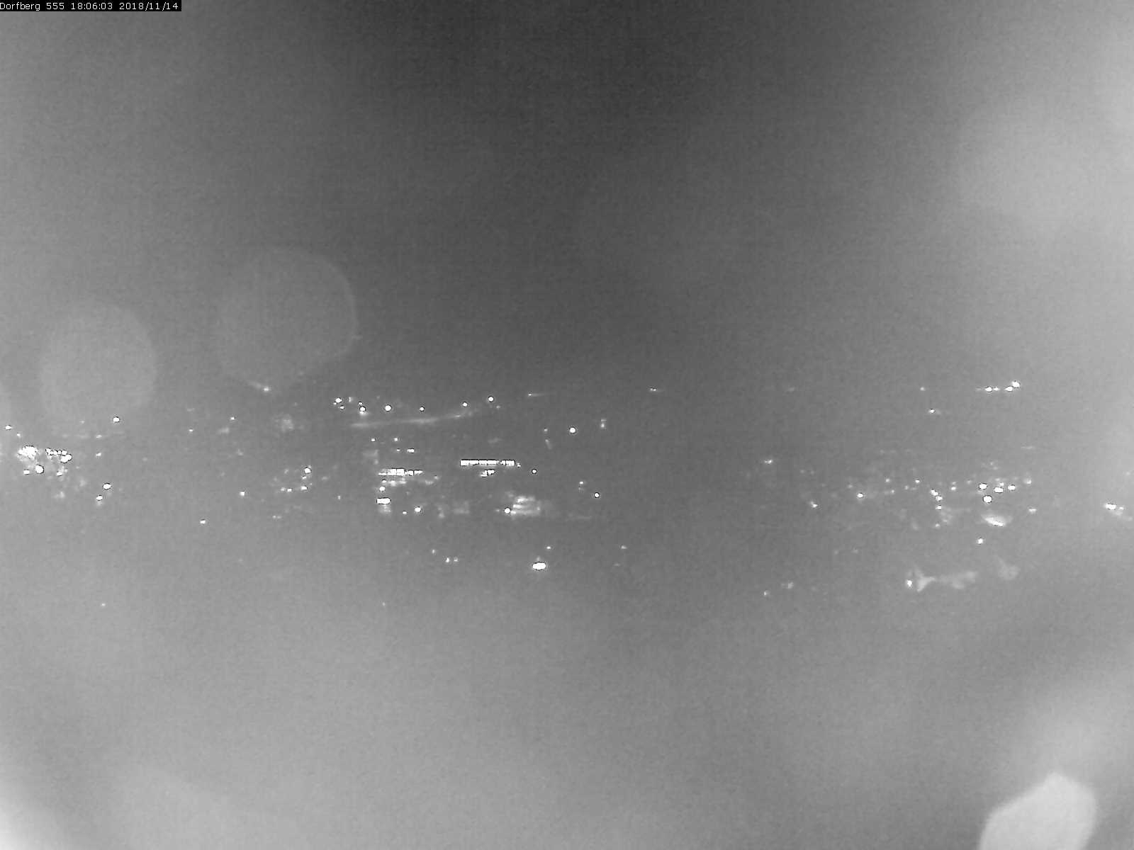 Webcam-Bild: Aussicht vom Dorfberg in Langnau 20181114-180601