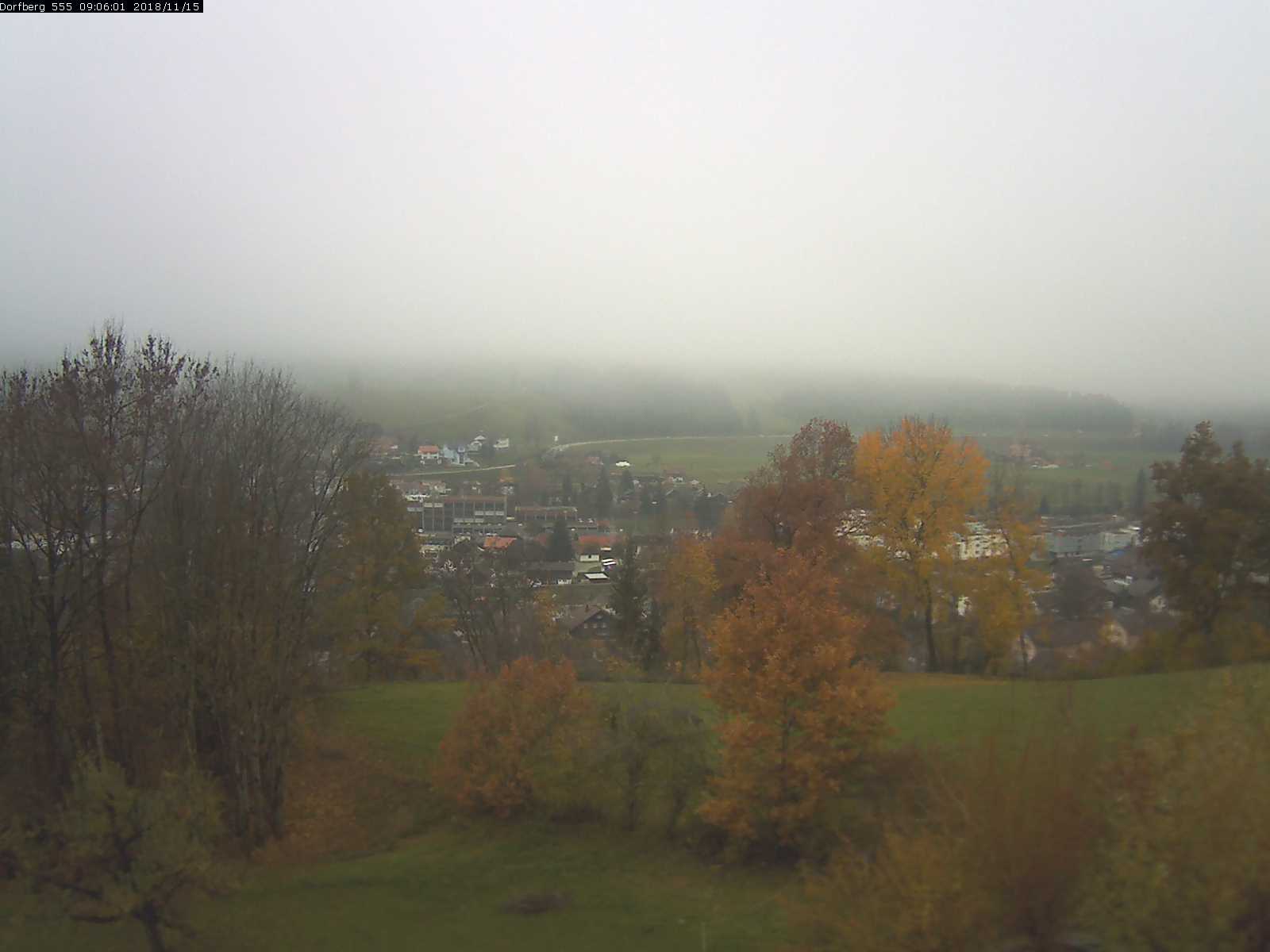 Webcam-Bild: Aussicht vom Dorfberg in Langnau 20181115-090601