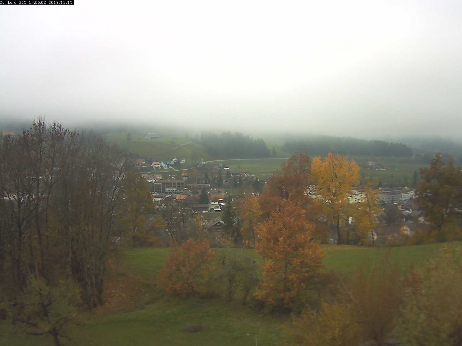 Webcam-Bild: Aussicht vom Dorfberg in Langnau 20181115-140601