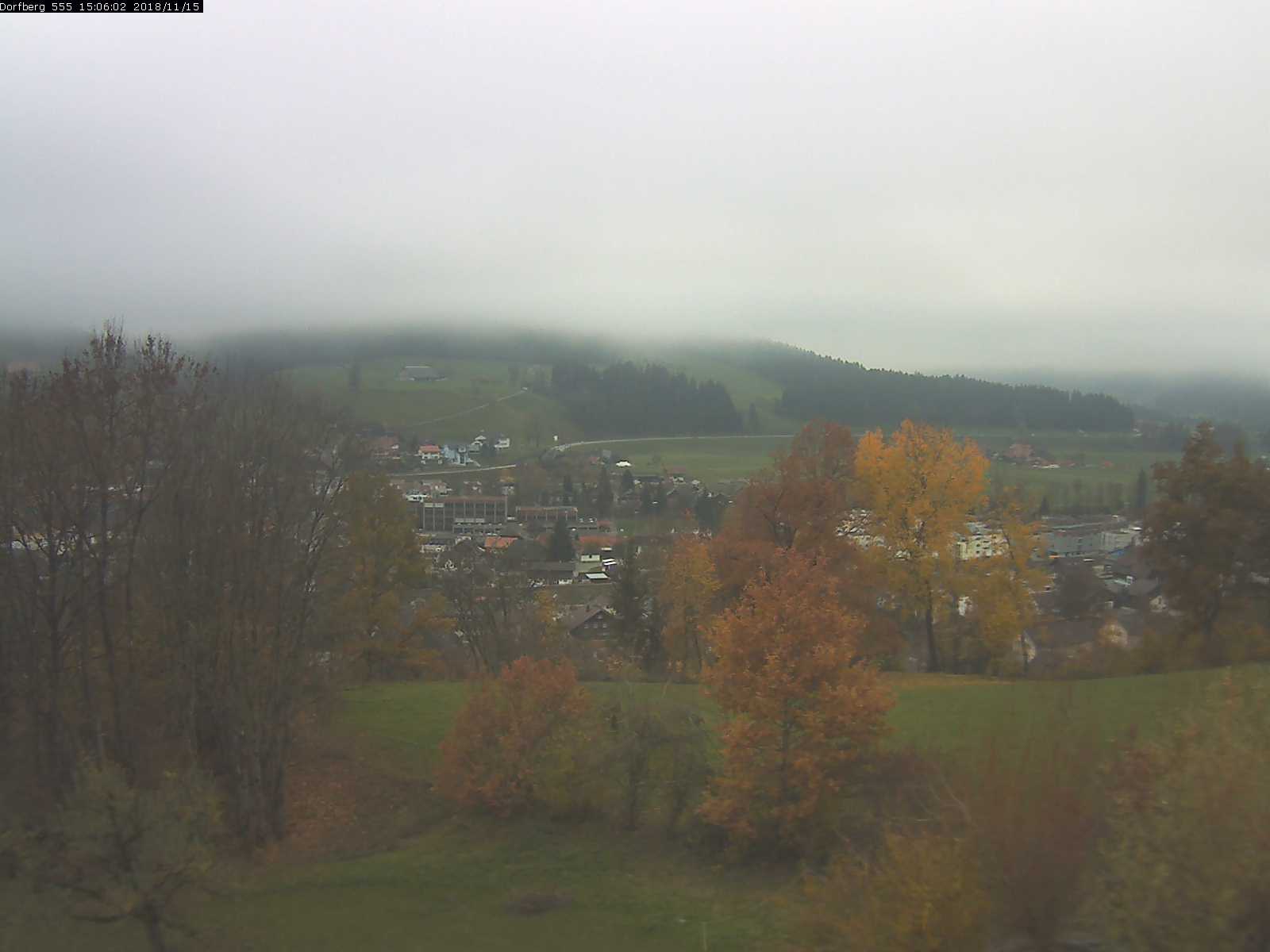 Webcam-Bild: Aussicht vom Dorfberg in Langnau 20181115-150601