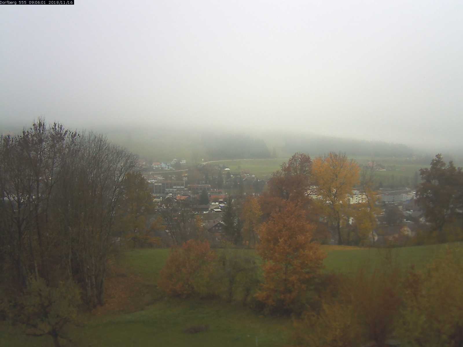 Webcam-Bild: Aussicht vom Dorfberg in Langnau 20181116-090601