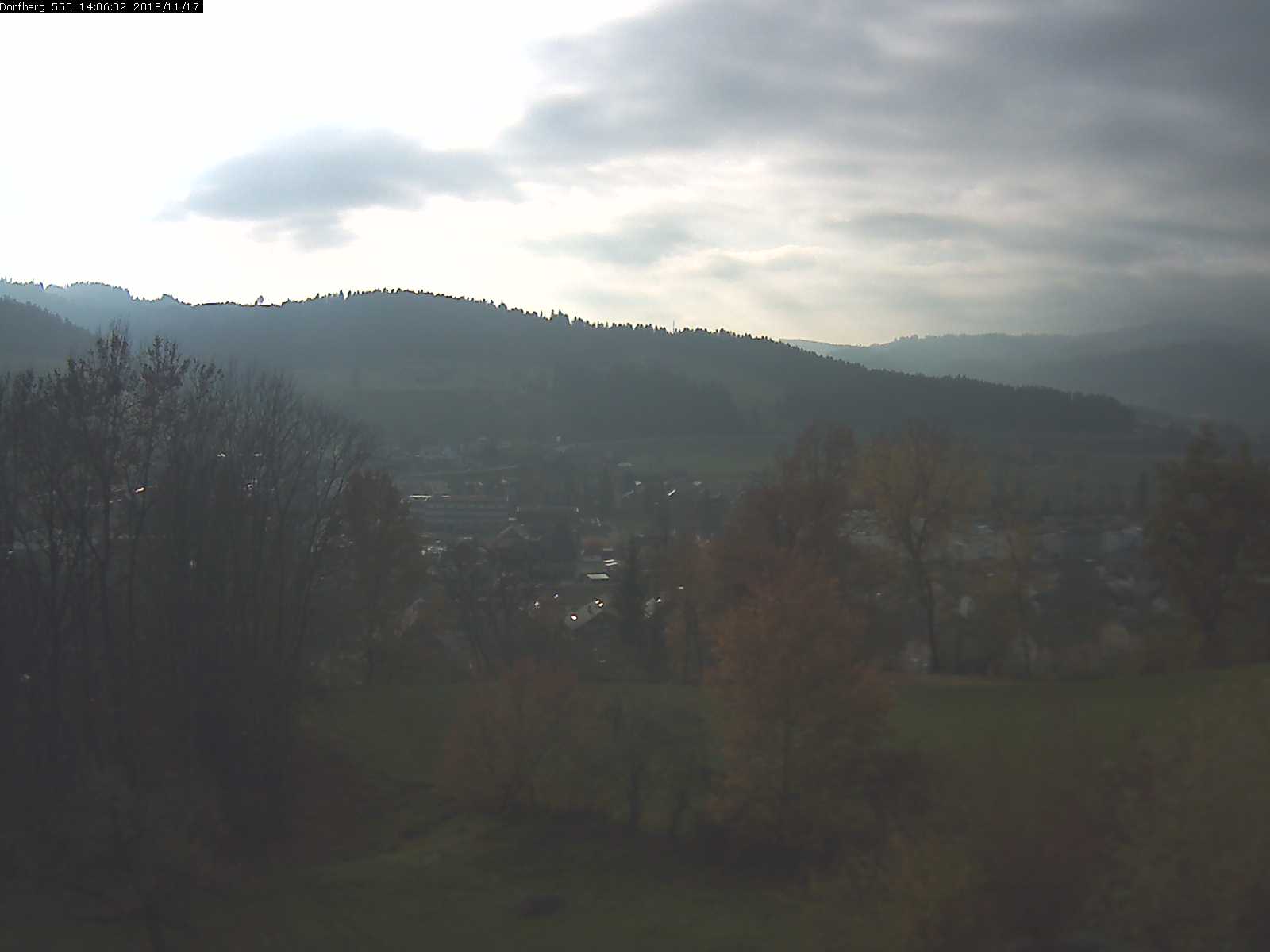 Webcam-Bild: Aussicht vom Dorfberg in Langnau 20181117-140601